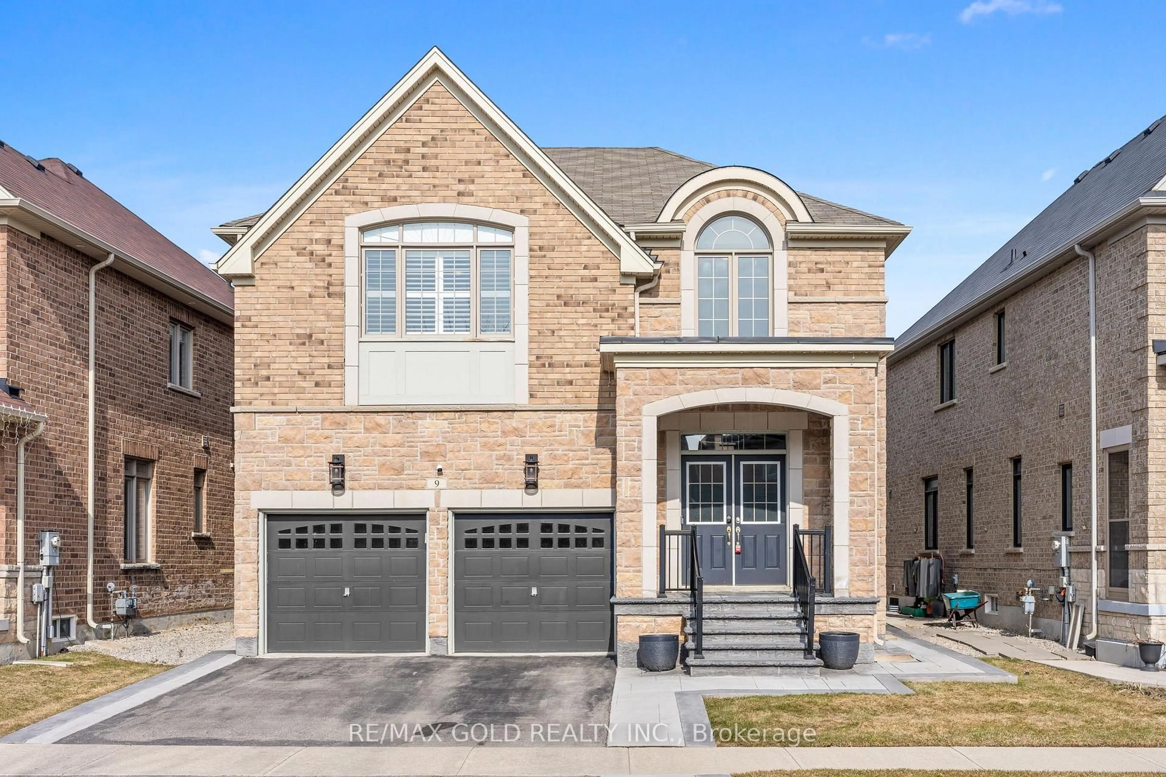 Home with brick exterior material, street for 9 Fringetree Rd, Brampton Ontario L6R 0B6