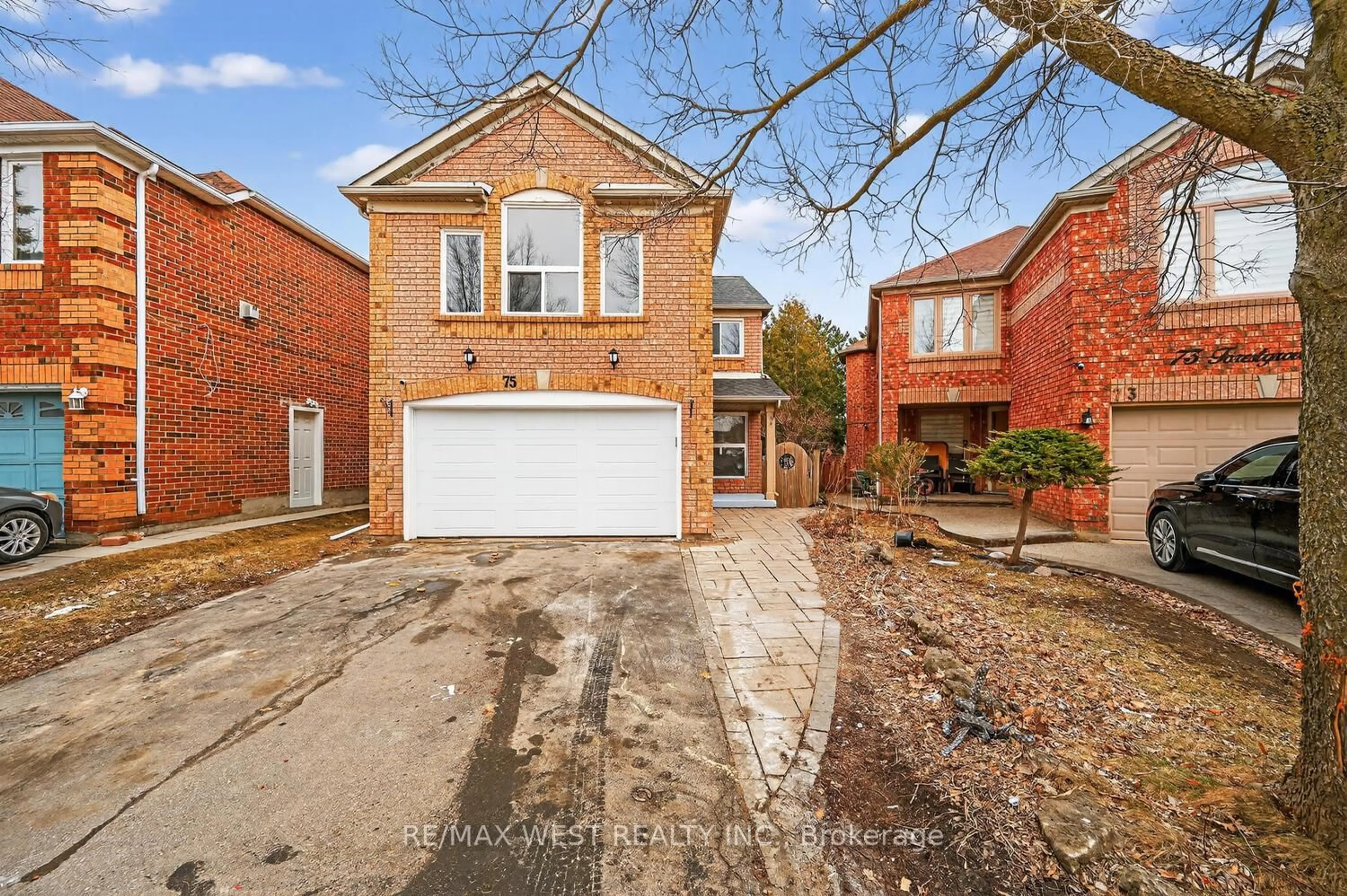 Home with brick exterior material, street for 75 Forestgrove Circ, Brampton Ontario L6Z 4T3