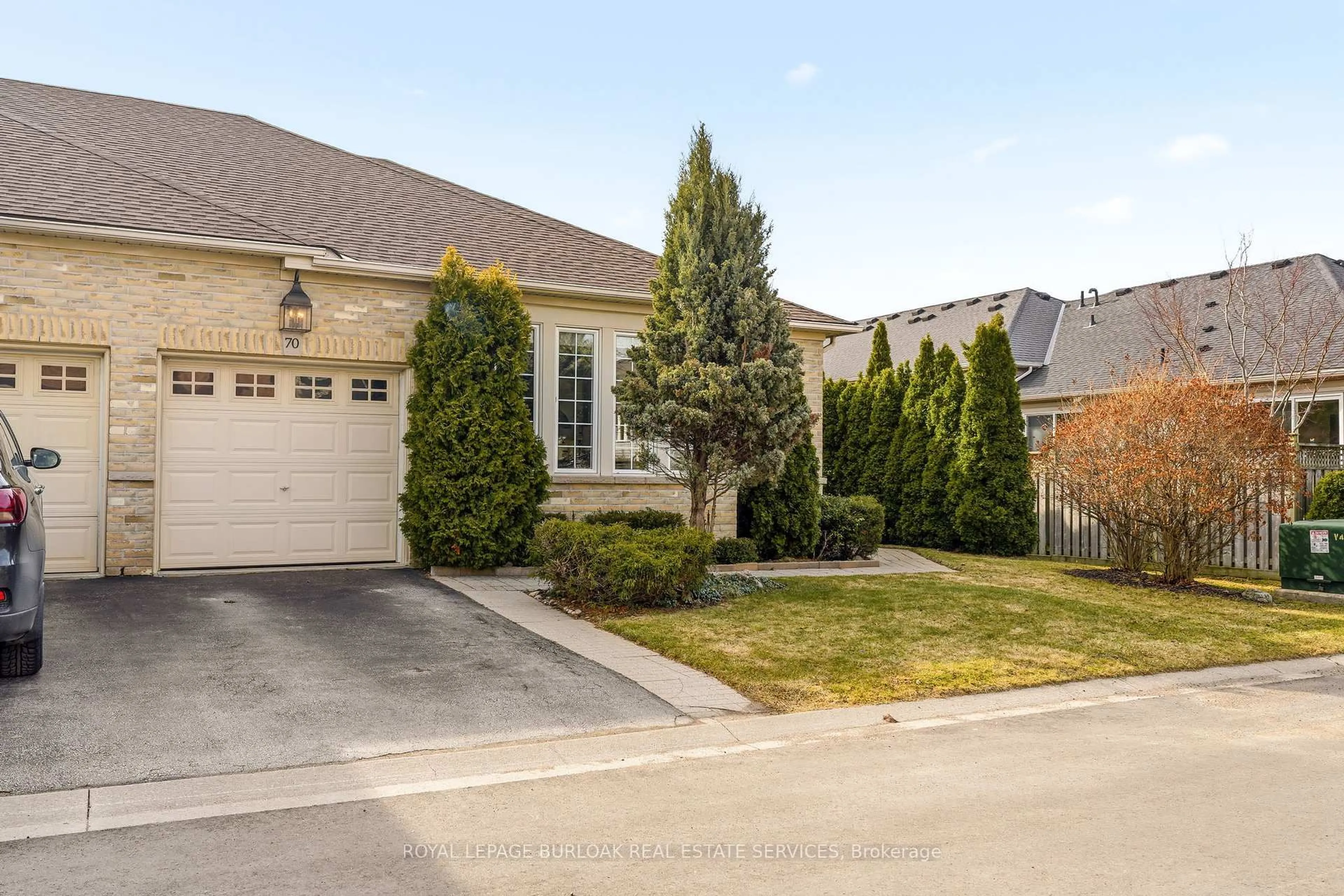 Unknown for 2243 Turnberry Rd, Burlington Ontario L7M 4Y4