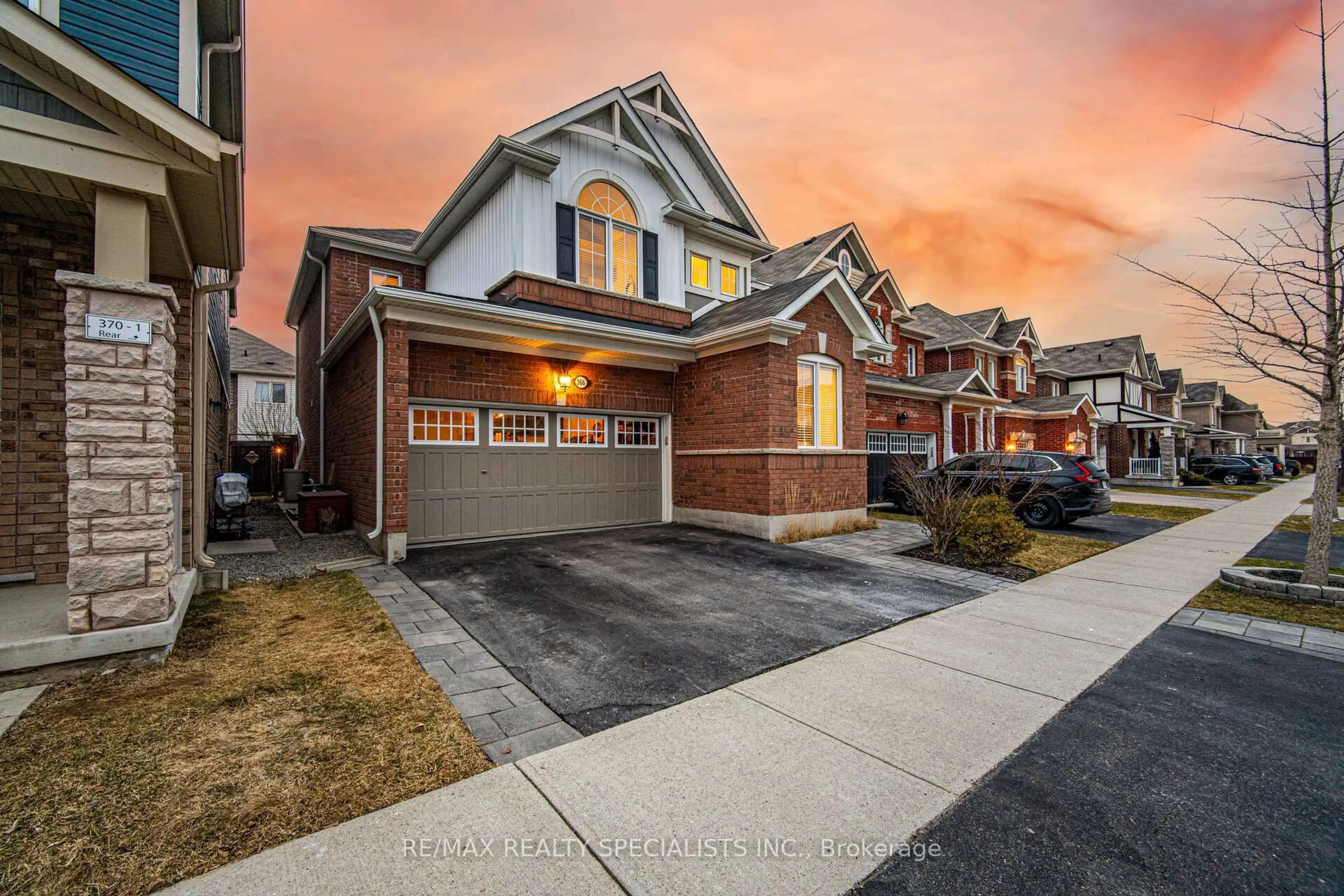 Unknown for 366 Emmett Landing, Milton Ontario L9E 0A6