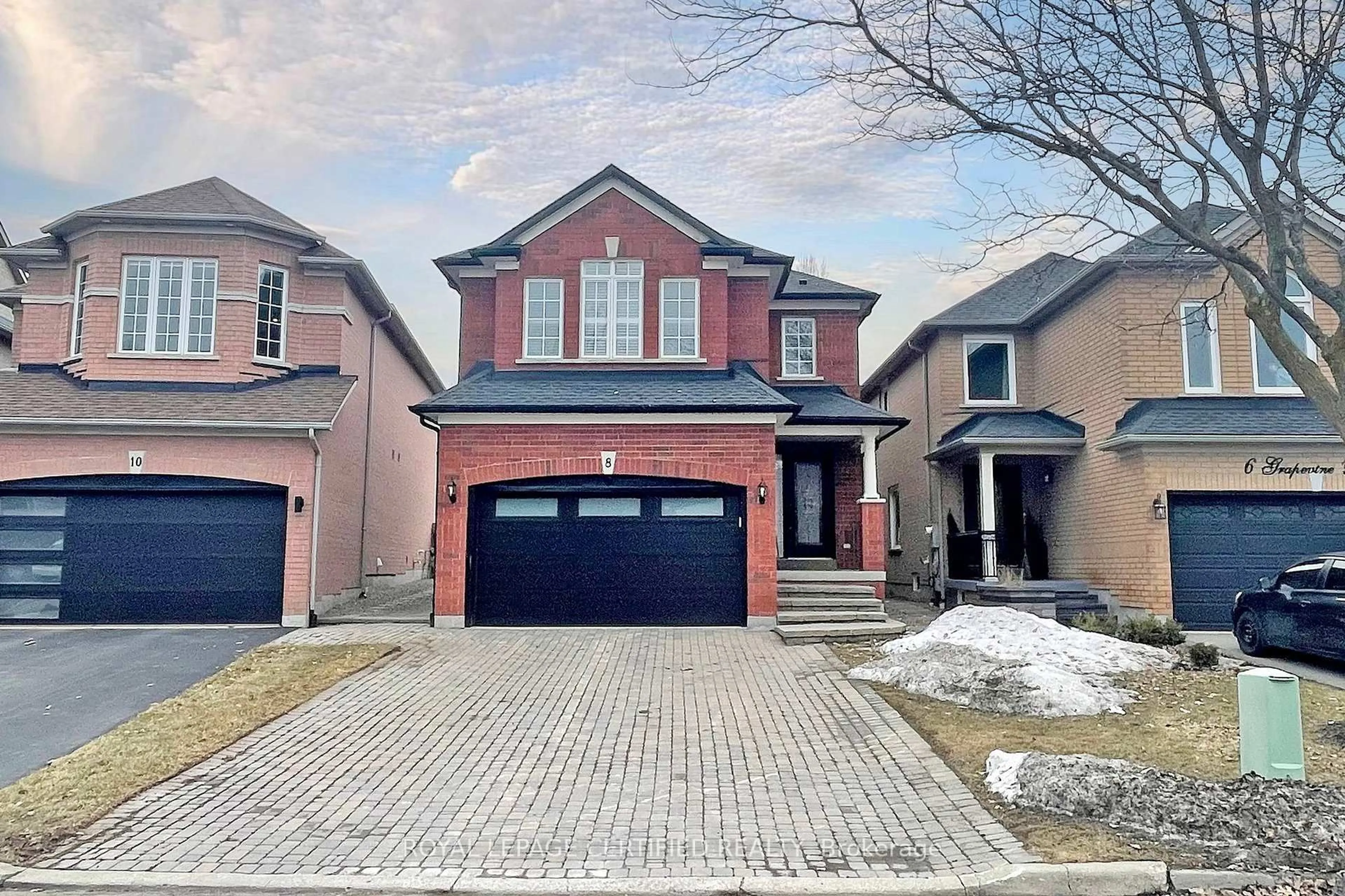 Home with brick exterior material, street for 8 Grapevine Rd, Caledon Ontario L7E 2L2