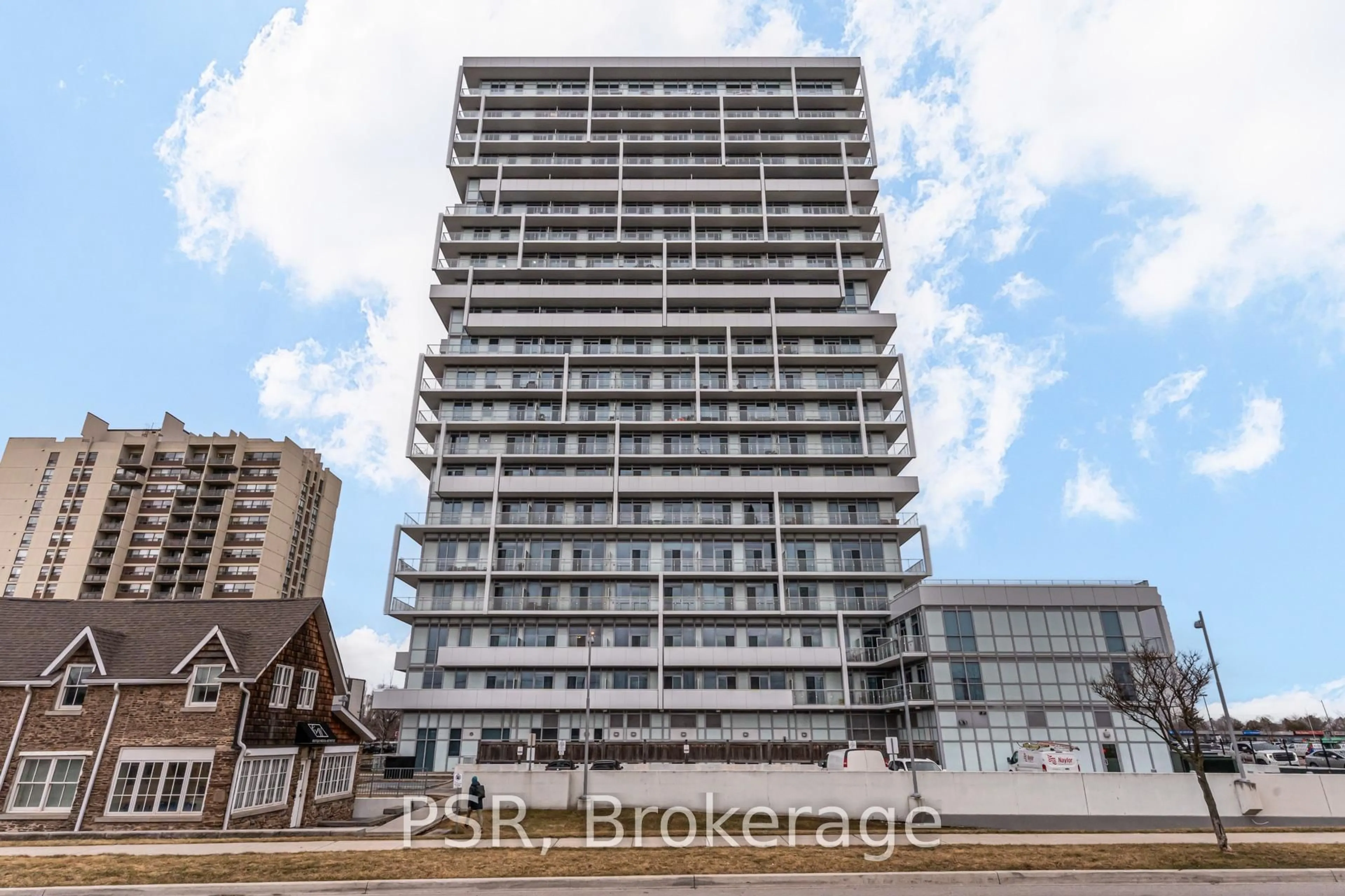 A pic from outside/outdoor area/front of a property/back of a property/a pic from drone, building for 65 Speers Rd #602, Oakville Ontario L6K 0J1