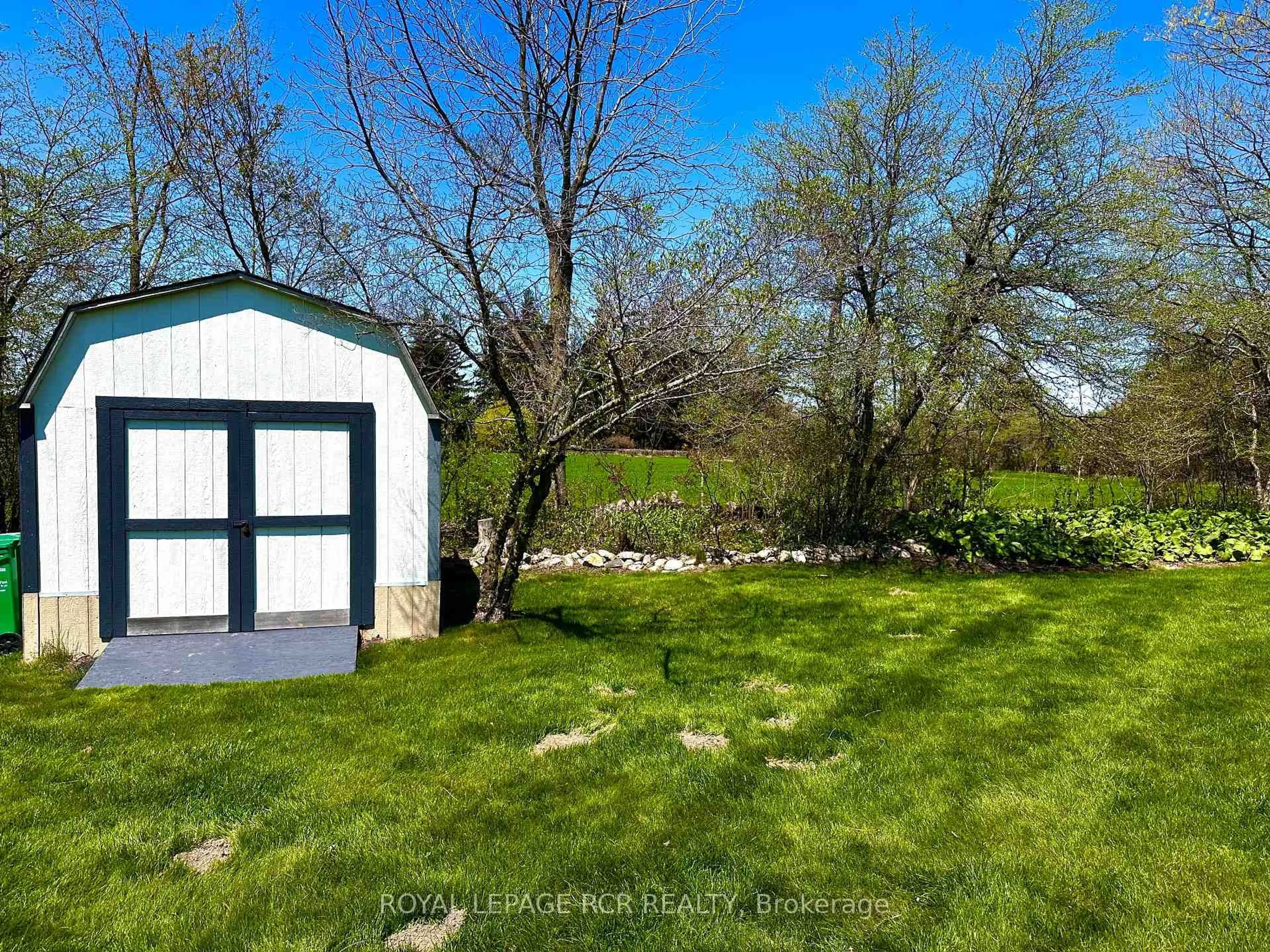 Shed for 19996 Heart Lake Rd, Caledon Ontario L7K 2A1
