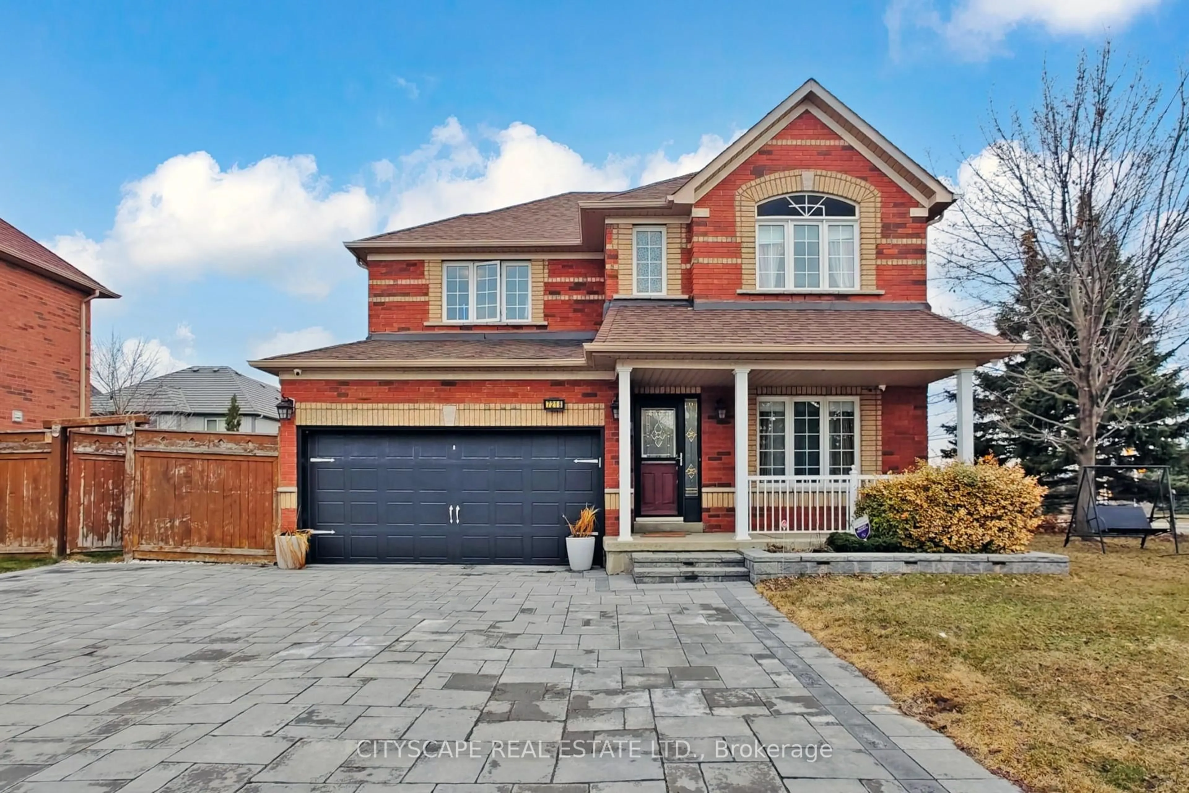 Home with brick exterior material, street for 7218 Lulworth Crt, Mississauga Ontario L5N 7X2