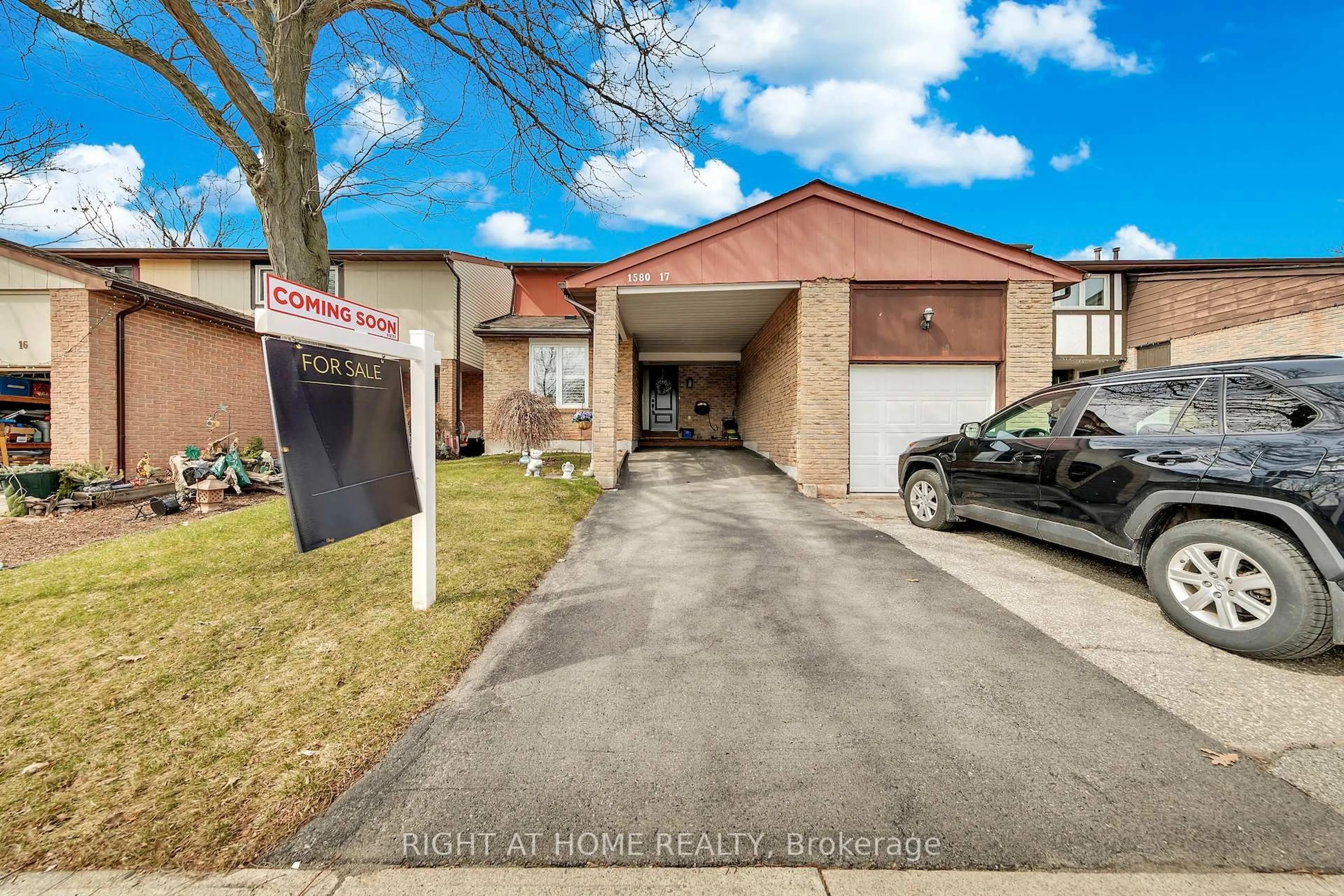 Unknown for 1580 Lancaster Dr #17, Oakville Ontario L6H 2Z5