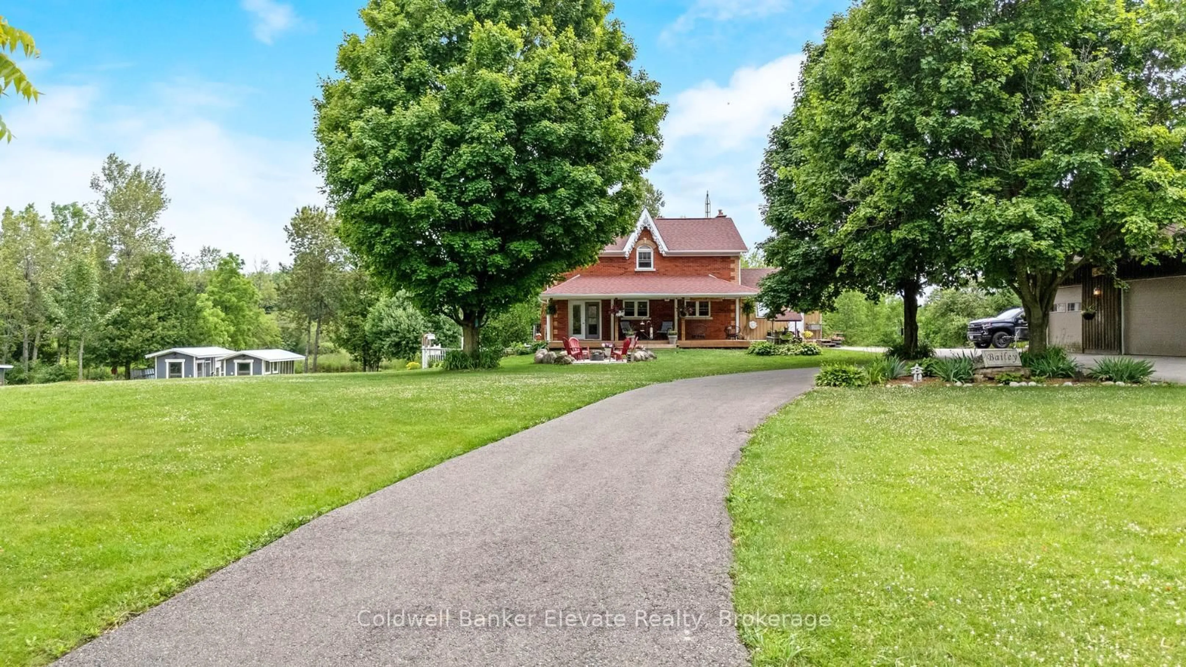 A pic from outside/outdoor area/front of a property/back of a property/a pic from drone, water/lake/river/ocean view for 11425 SECOND LINE NASSAGAWEYA, Milton Ontario L0P 1B0