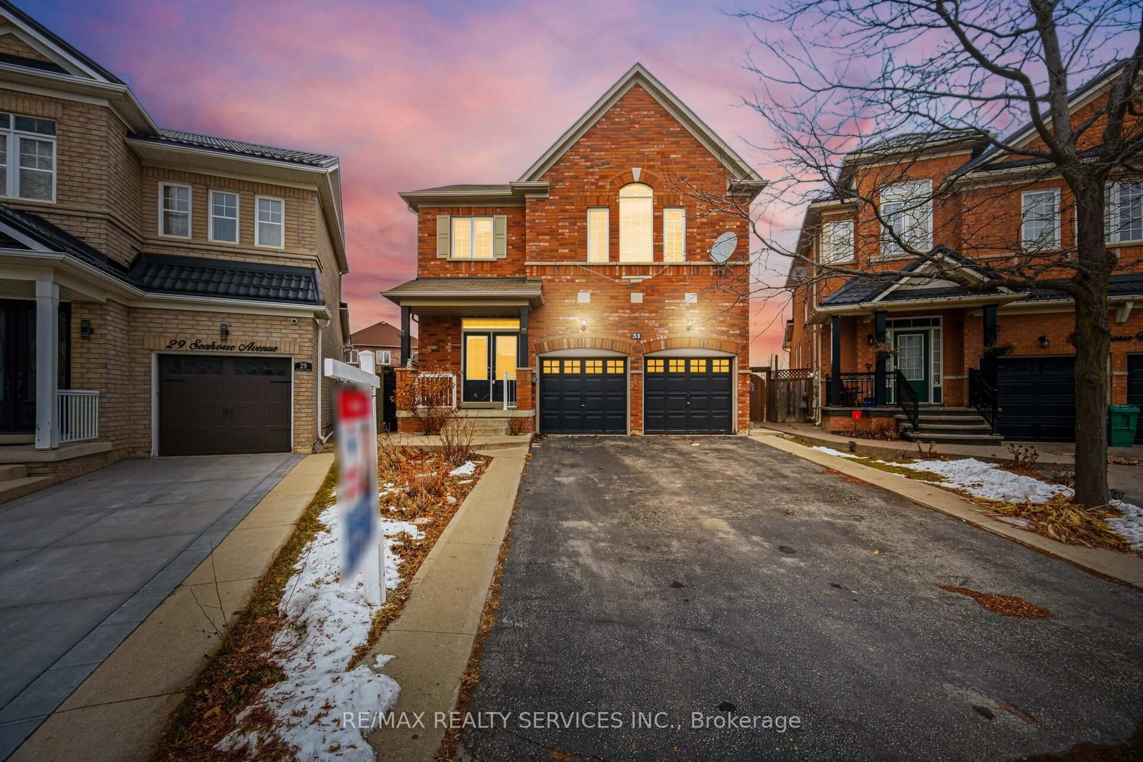 Home with brick exterior material, street for 31 Seahorse Ave, Brampton Ontario L6V 4N7