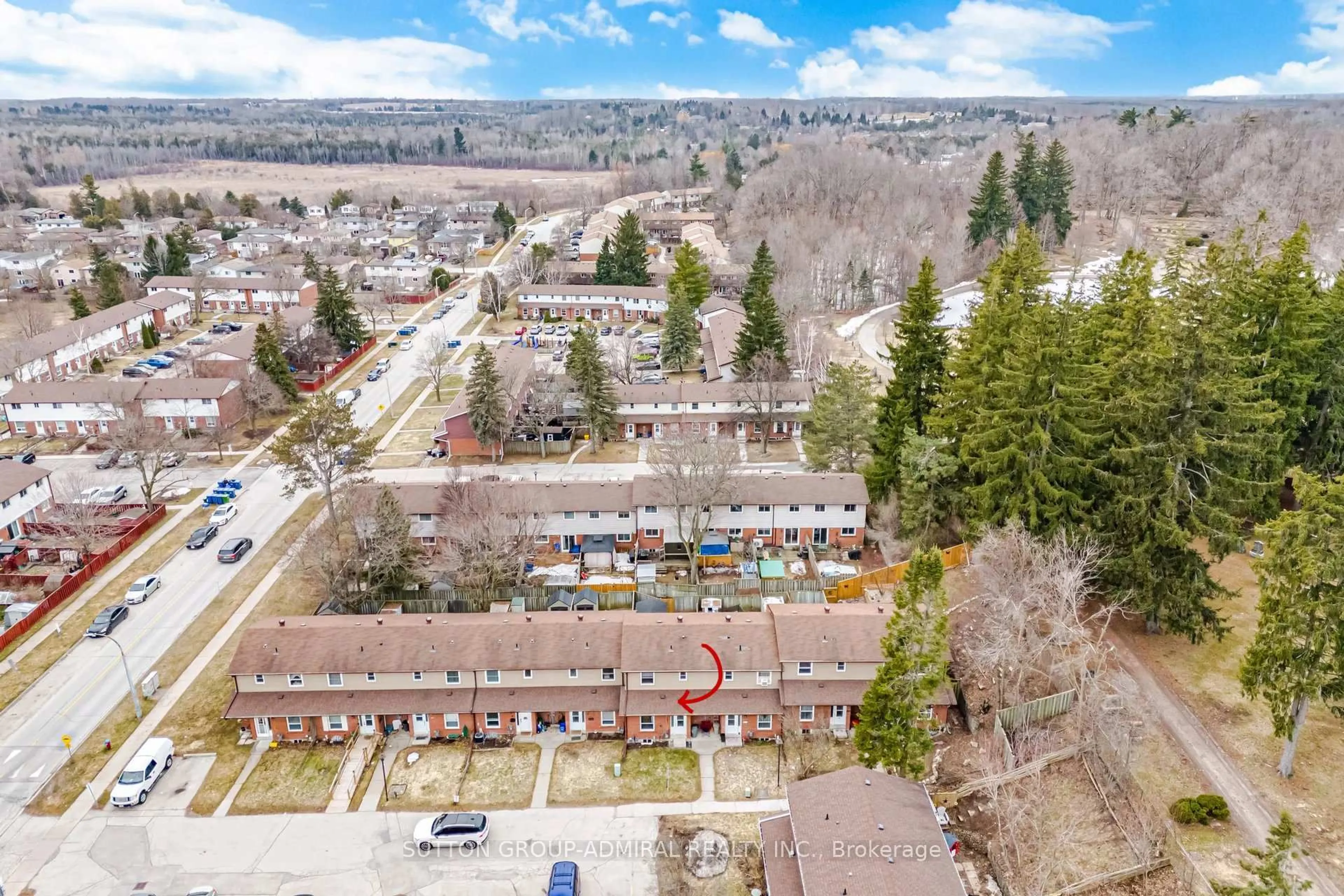 A pic from outside/outdoor area/front of a property/back of a property/a pic from drone, unknown for 73 Kingham Rd #73, Halton Hills Ontario L7J 1S3