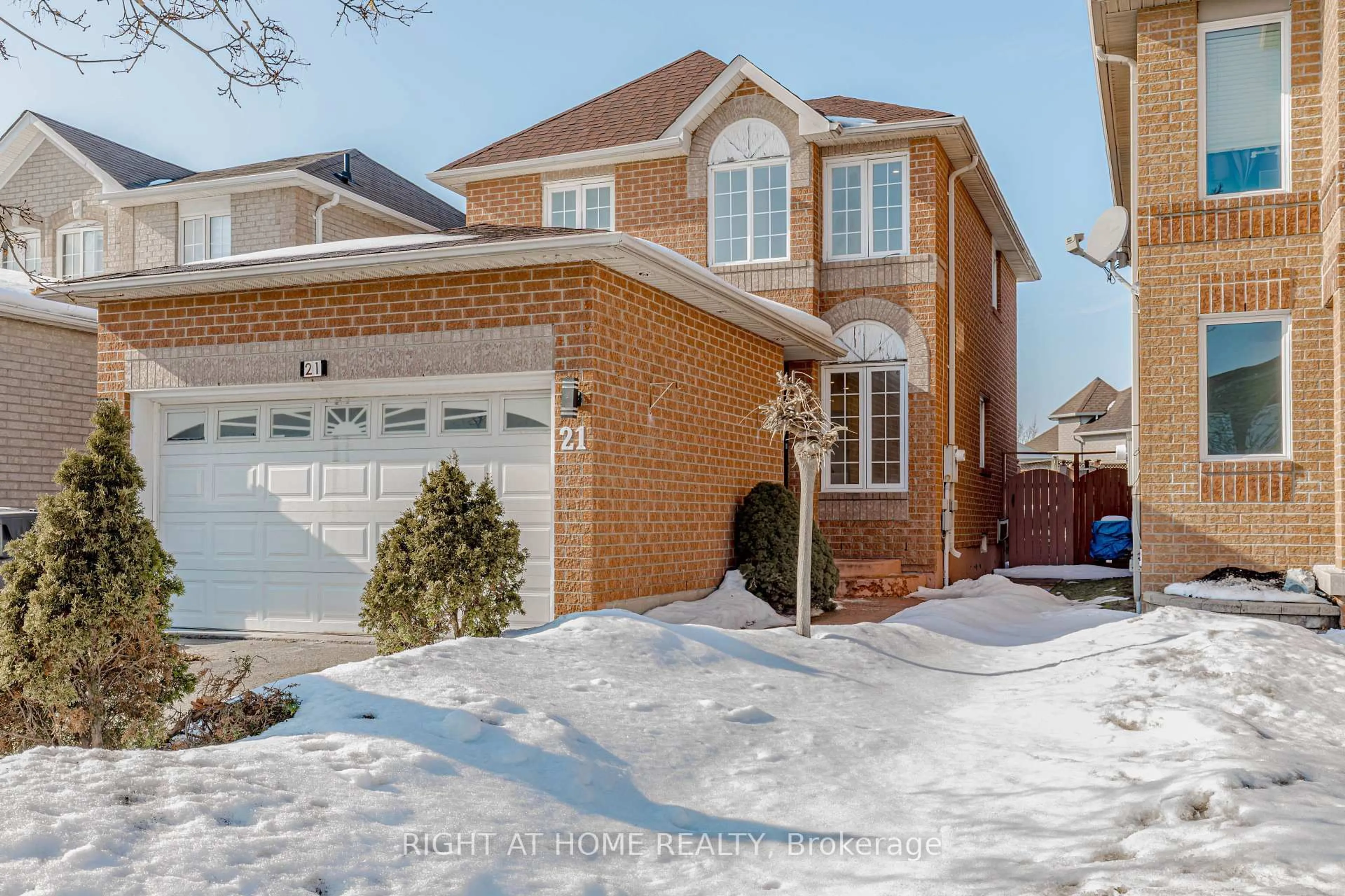 Home with brick exterior material, street for 21 Carabram Crt, Brampton Ontario L6X 4M2