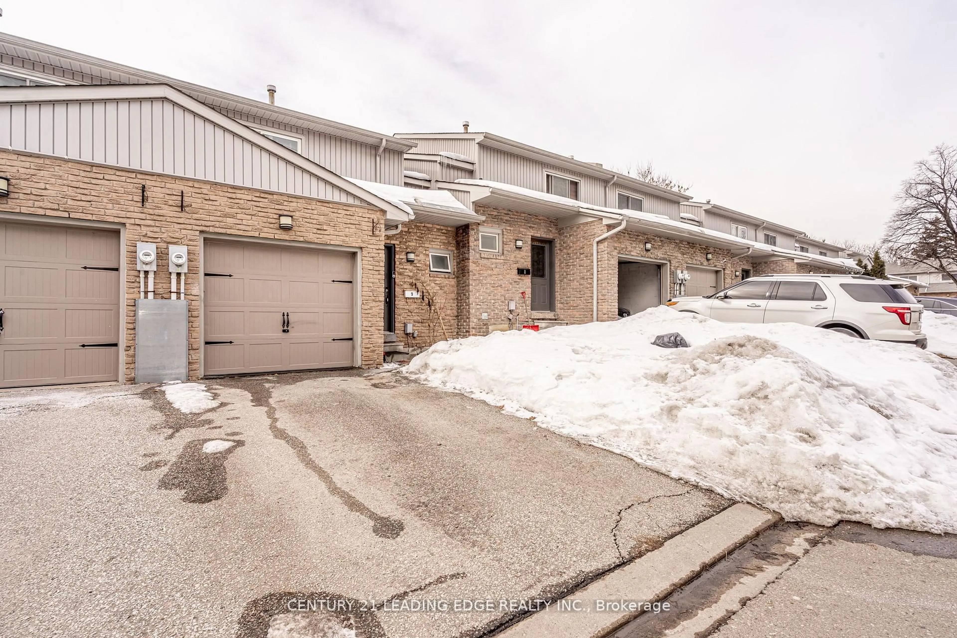 Unknown for 399 Vodden St #9, Brampton Ontario L6V 3V1