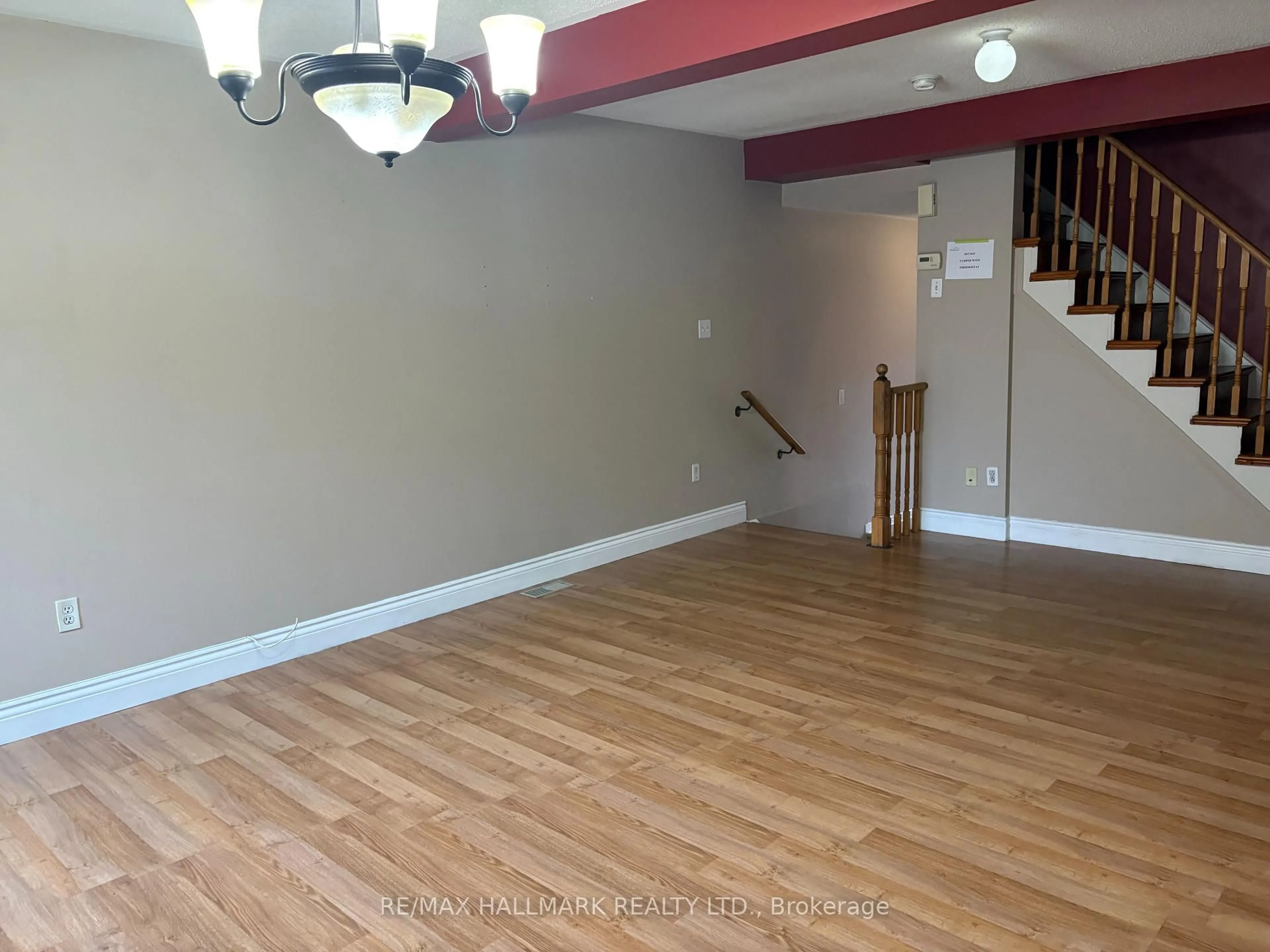 A pic of a room for 138 Spadina Rd, Brampton Ontario L6X 4X6