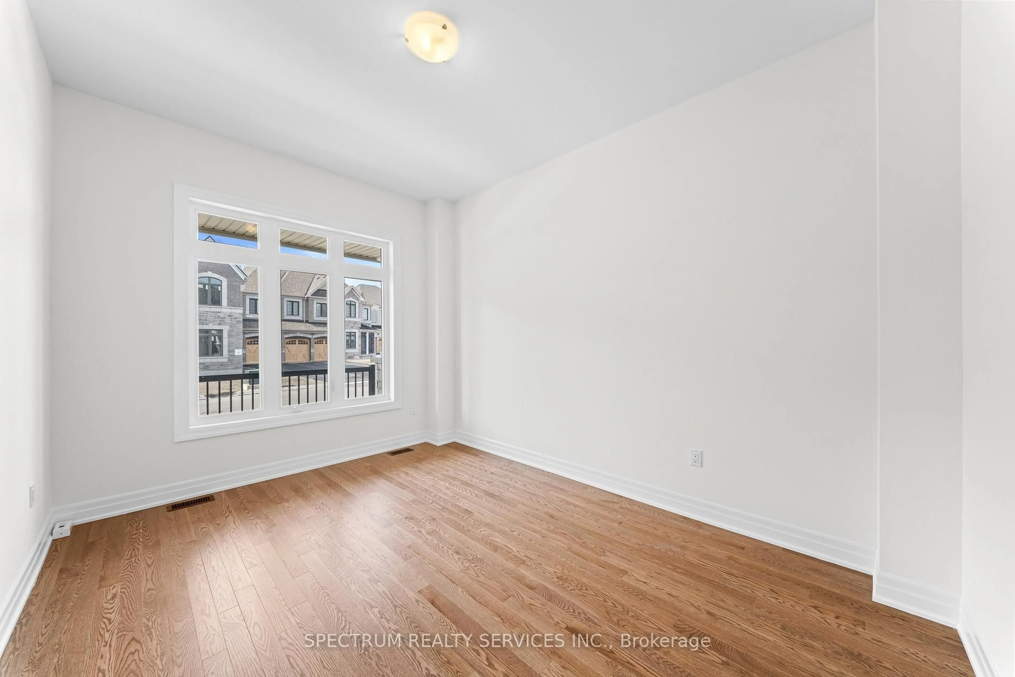 A pic of a room for 17 Mosswood Tr, Brampton Ontario L6P 4E7