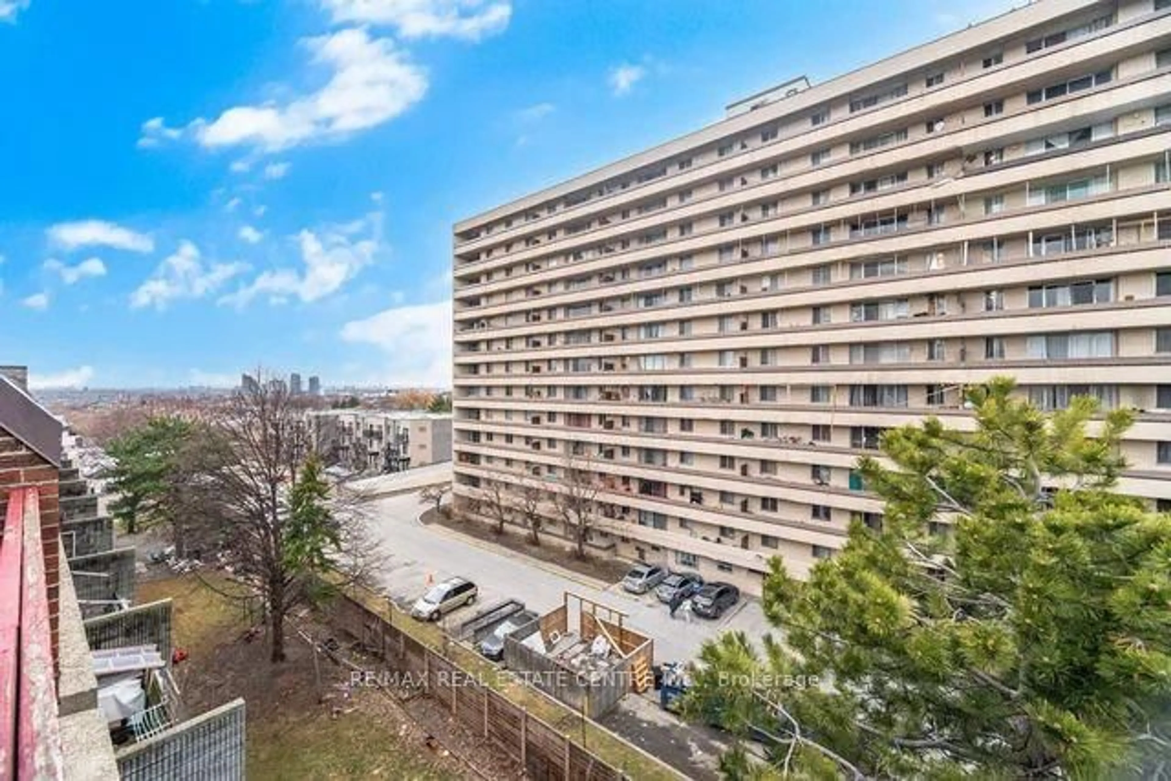 Unknown for 10 Eddystone Ave #255, Toronto Ontario M3N 2T2