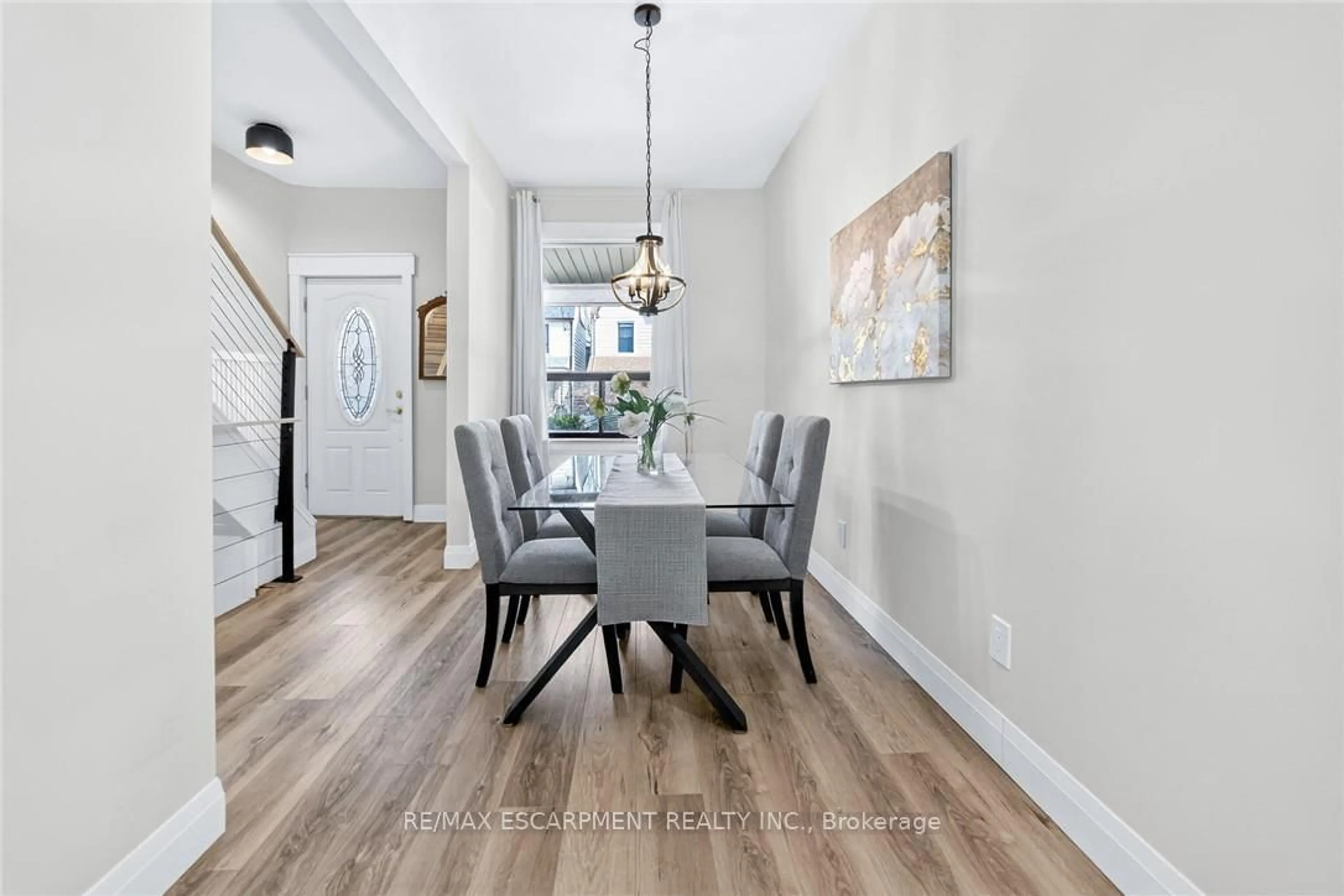 Dining room, unknown for 518 Quebec Ave, Toronto Ontario M6P 2V7