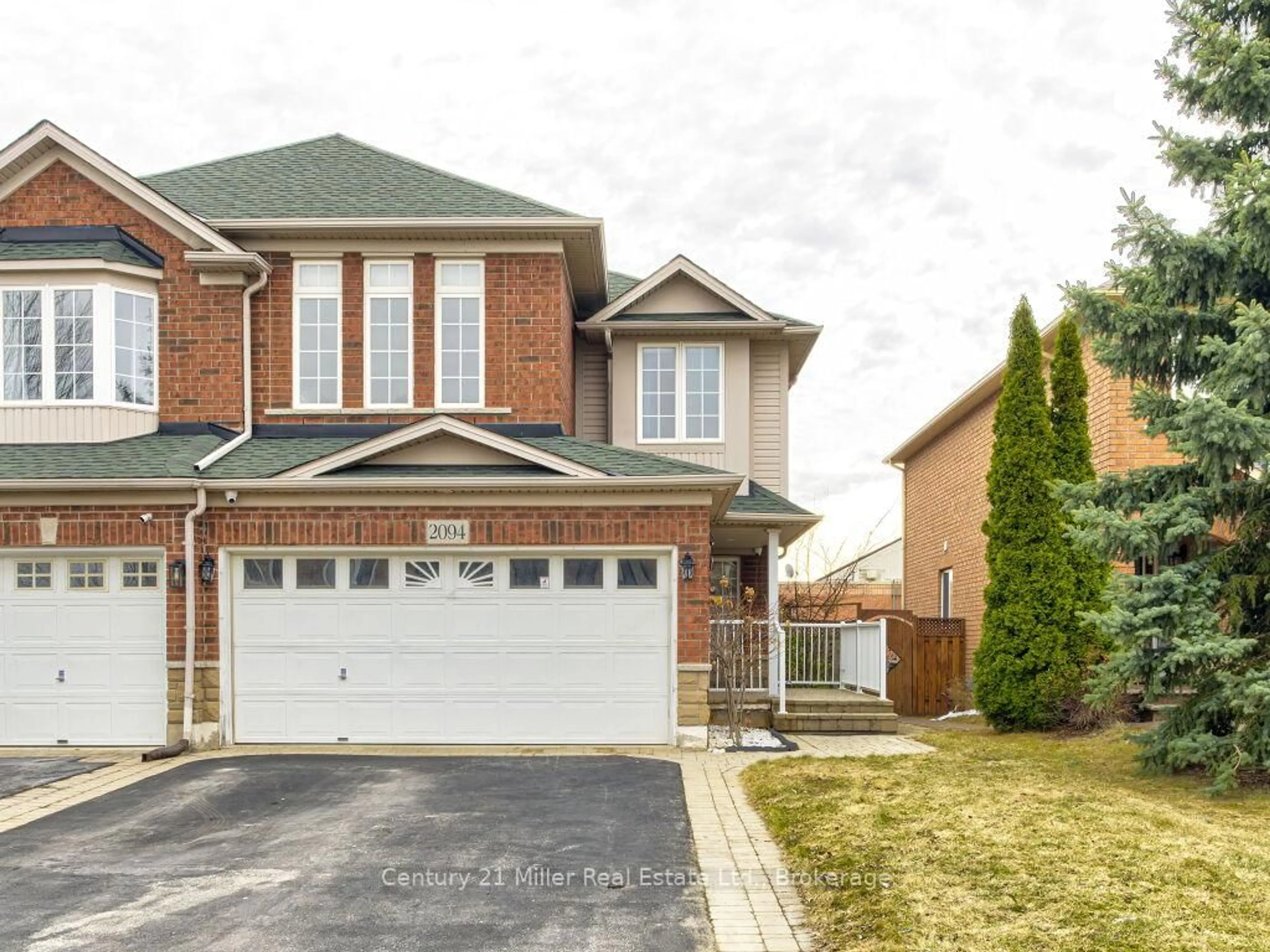 Home with brick exterior material, street for 2094 Redstone Cres, Oakville Ontario L6M 5B1