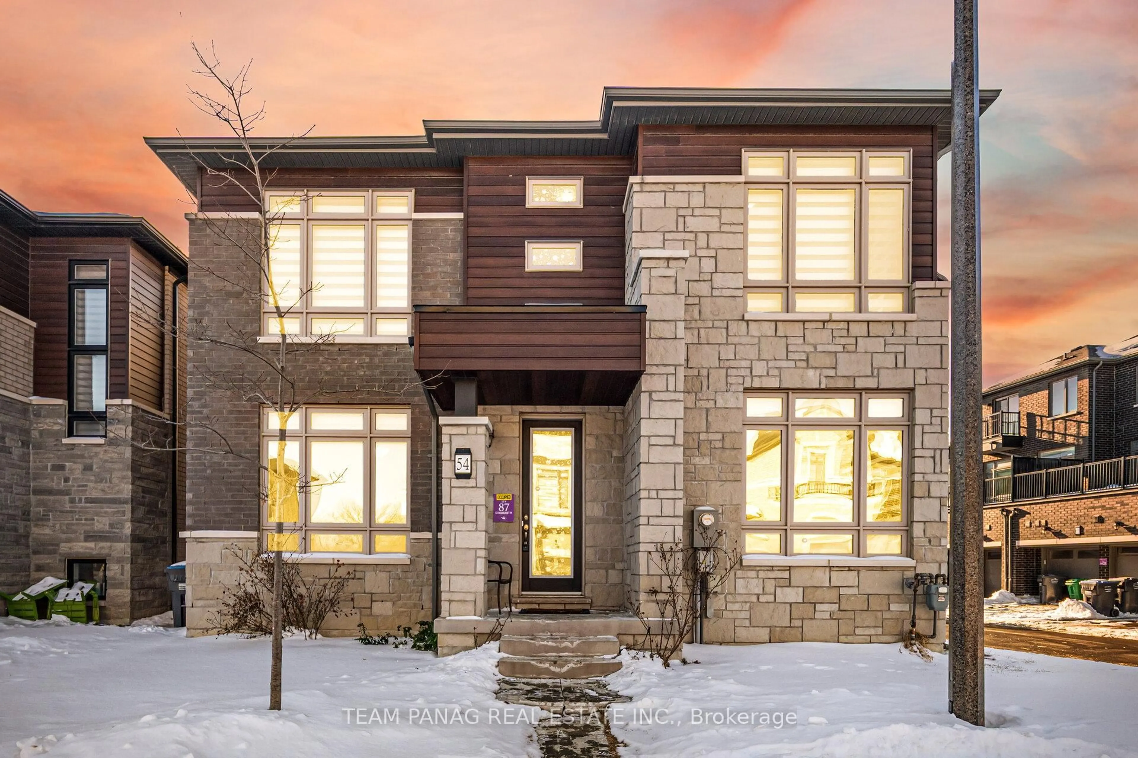 Home with brick exterior material, street for 54 Moorcroft Pl, Brampton Ontario L6S 2K9