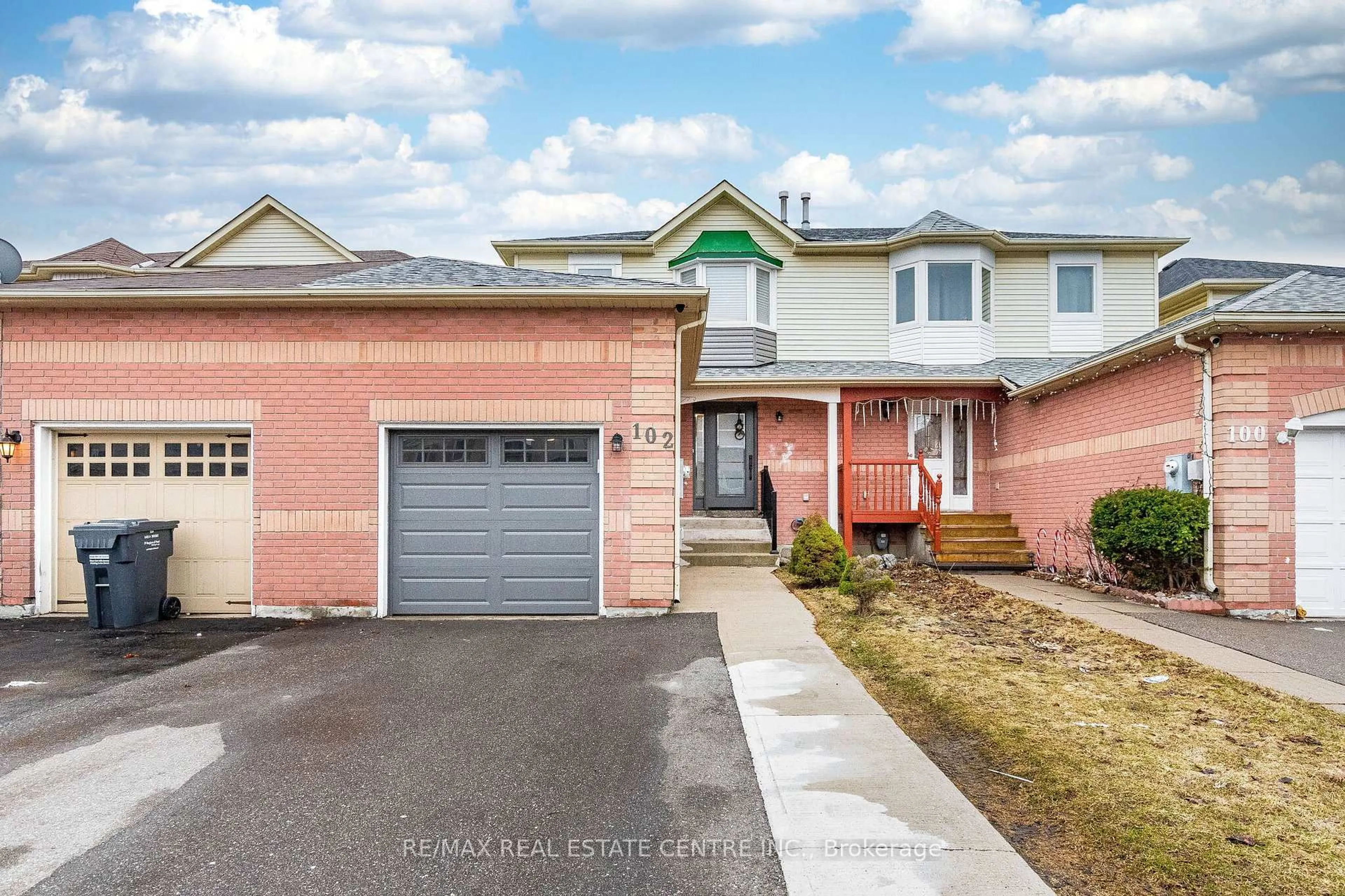 Home with brick exterior material, street for 102 Timberlane Dr, Brampton Ontario L6Y 4V7