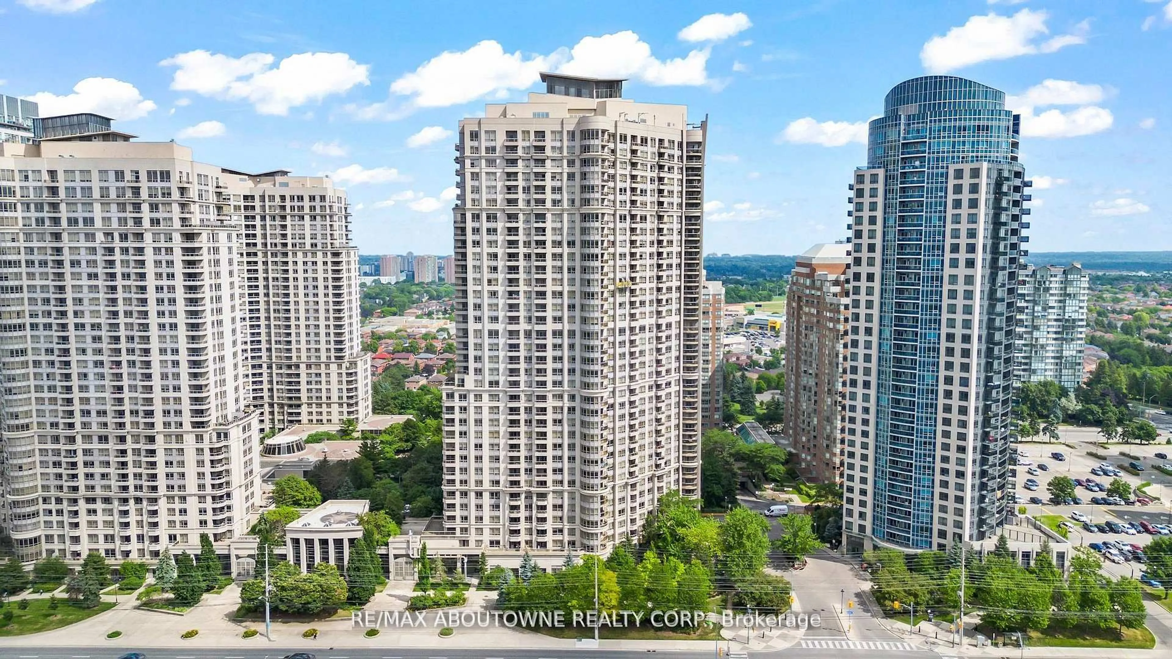 A pic from outside/outdoor area/front of a property/back of a property/a pic from drone, city buildings view from balcony for 310 Burnhamthorpe Rd #401, Mississauga Ontario L5B 4P9