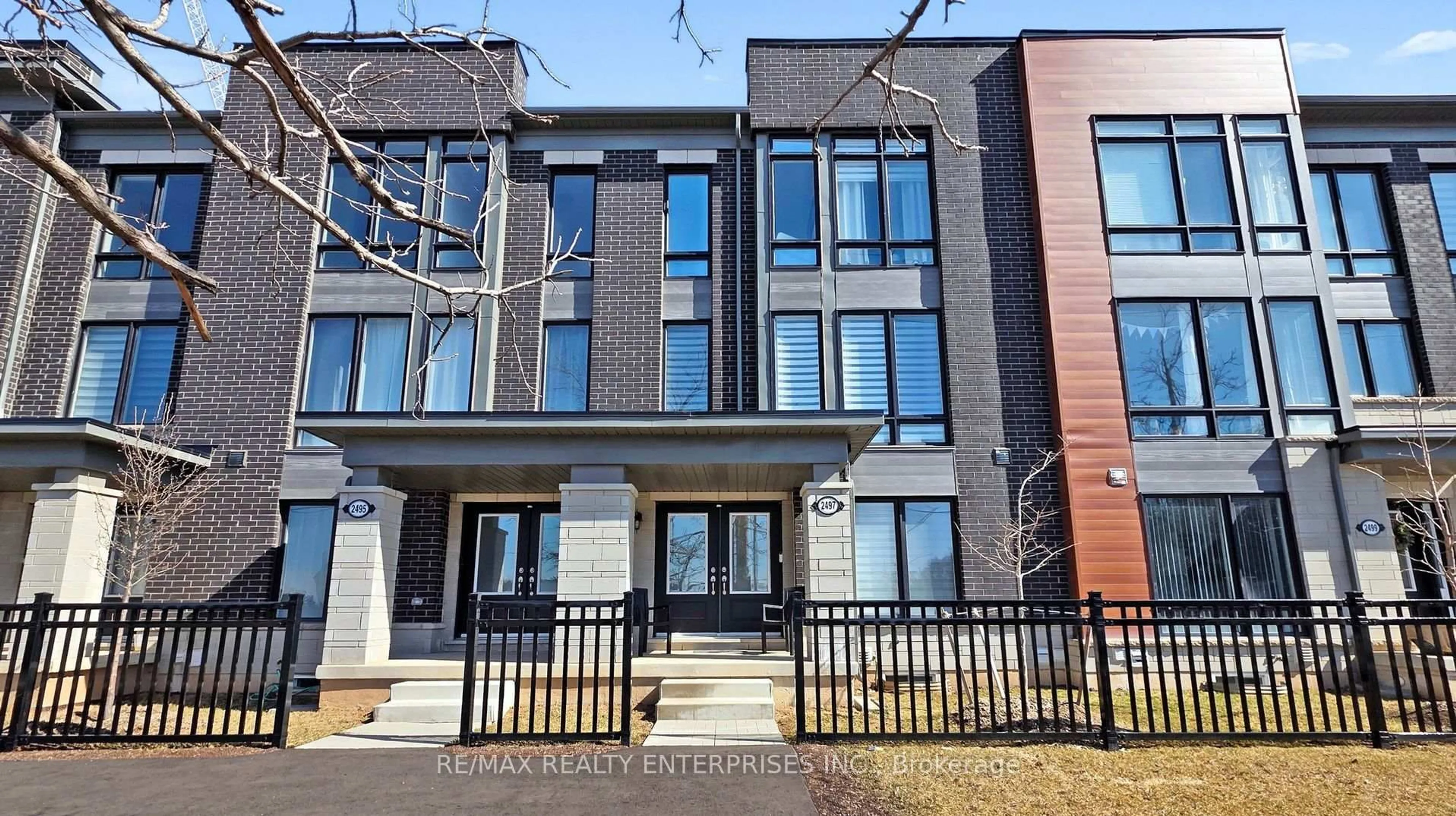 Home with brick exterior material, street for 2497 Littlefield Cres, Oakville Ontario L6M 5L9