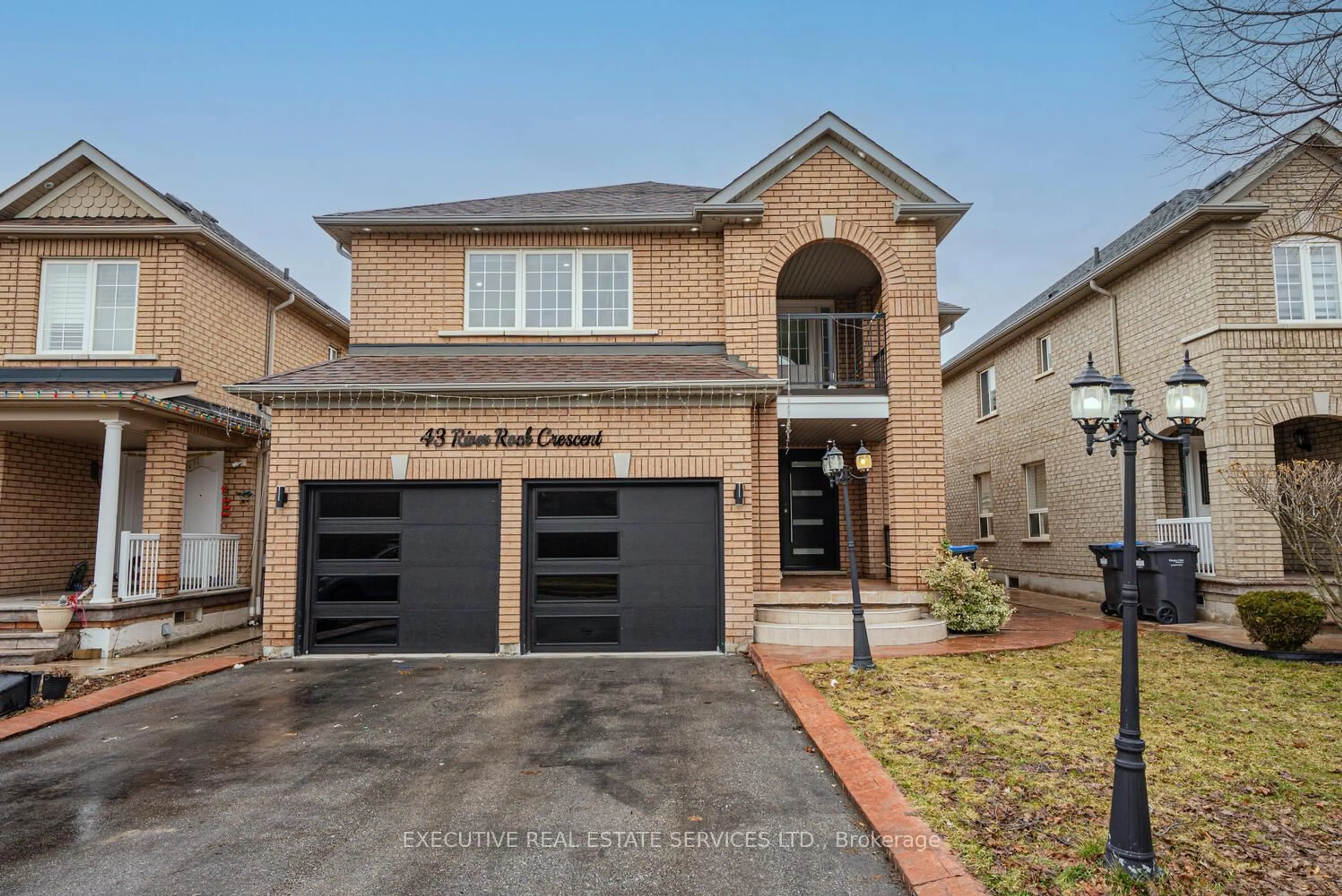 Home with brick exterior material, street for 43 River Rock Cres, Brampton Ontario L7A 2V2