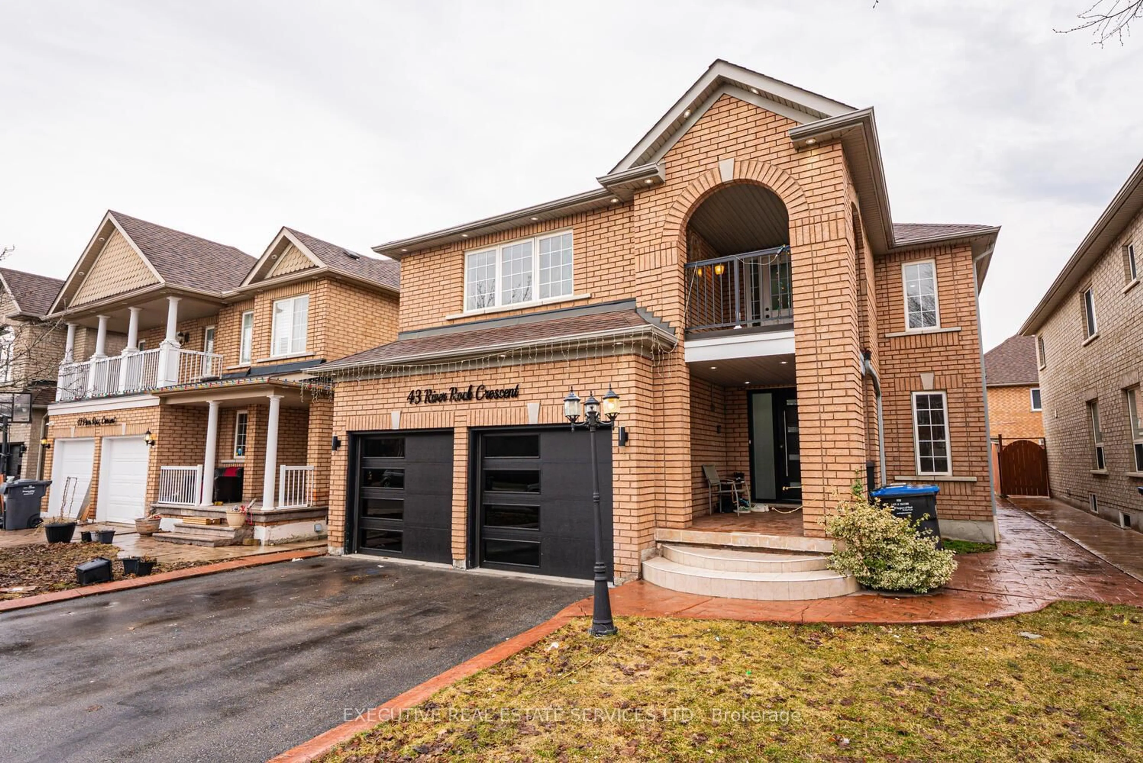 Home with brick exterior material, street for 43 River Rock Cres, Brampton Ontario L7A 2V2