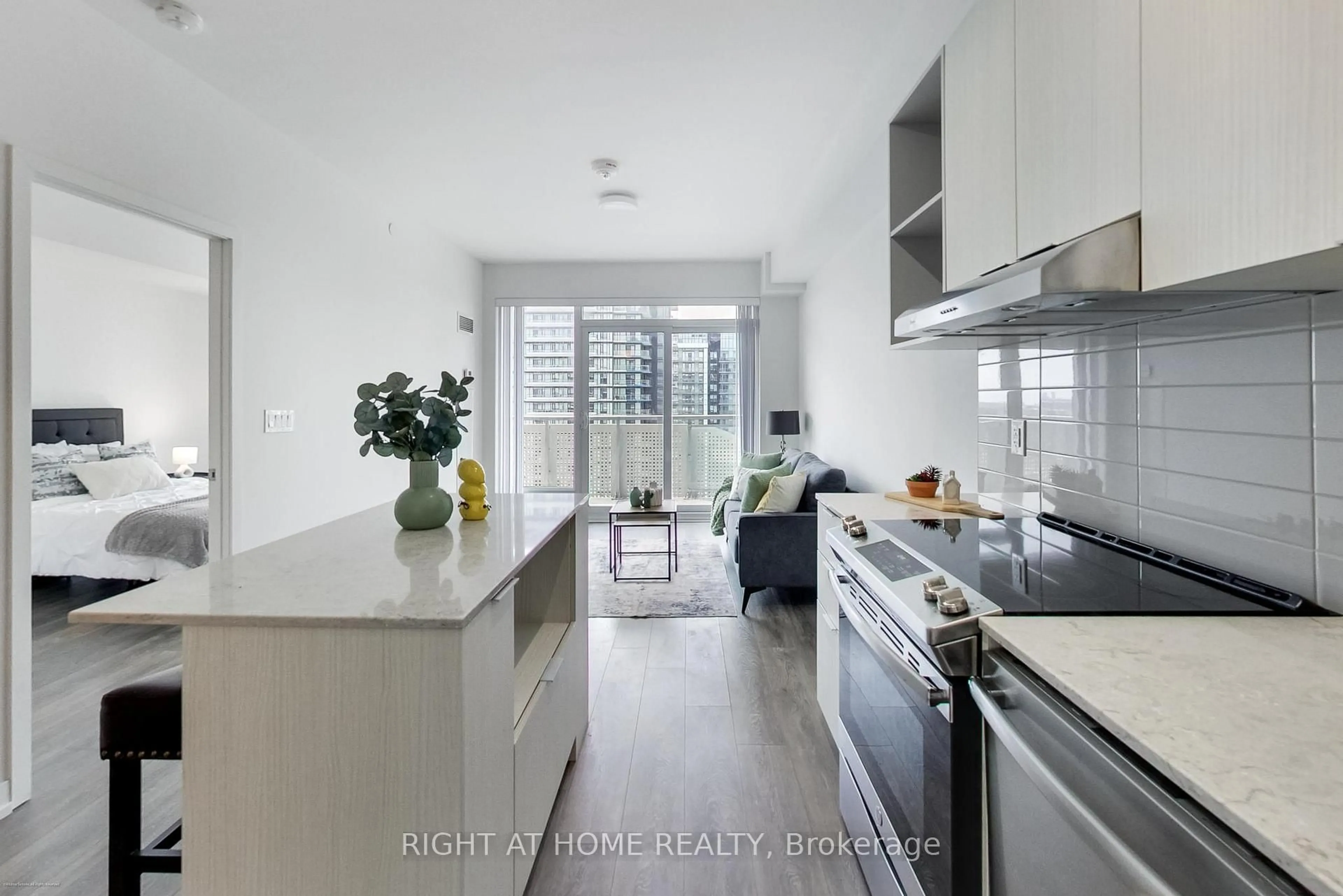 Unknown for 2520 Eglinton Ave #1602, Mississauga Ontario L5M 0Y4