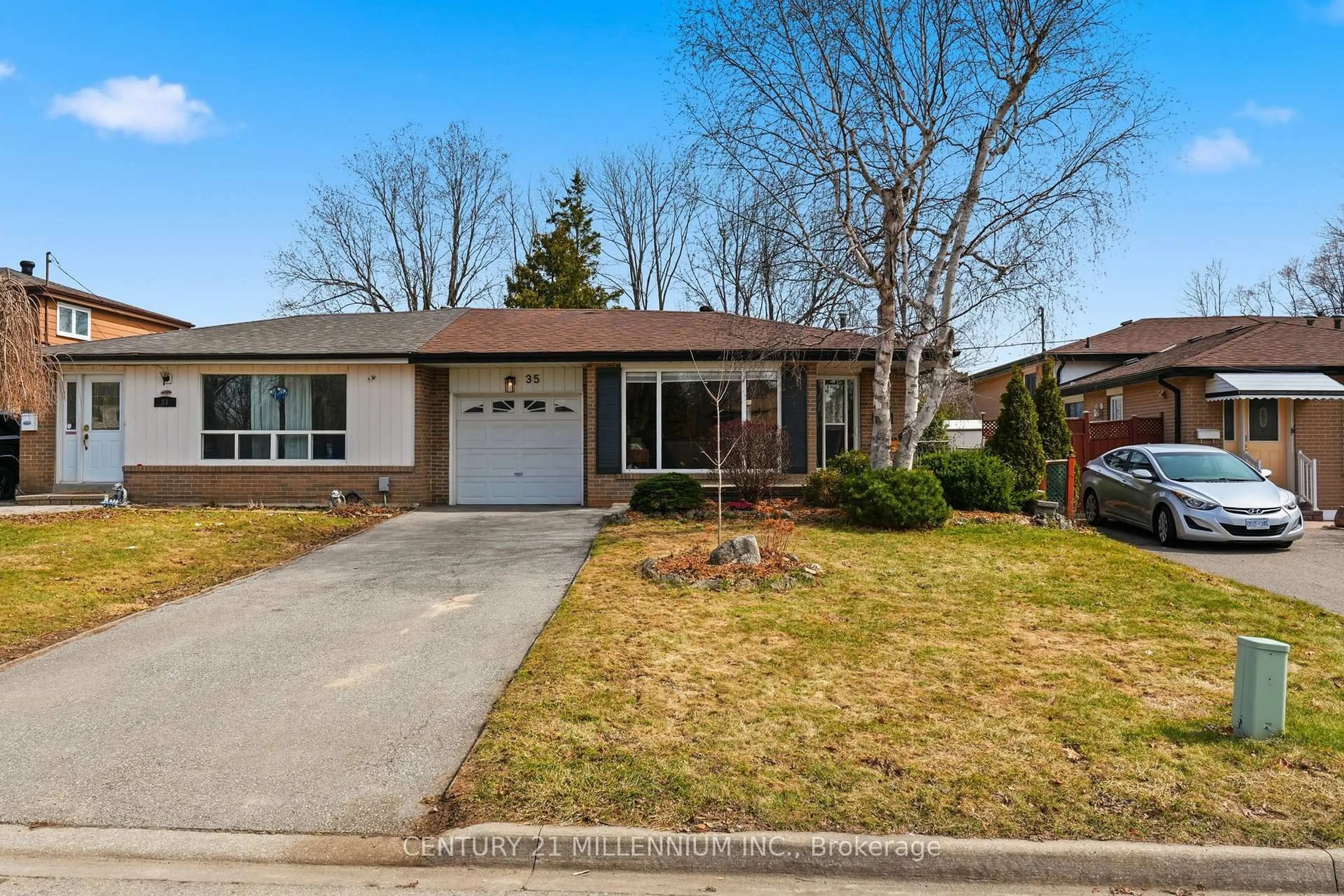 Home with brick exterior material, street for 35 Doncaster Dr, Brampton Ontario L6T 1S8
