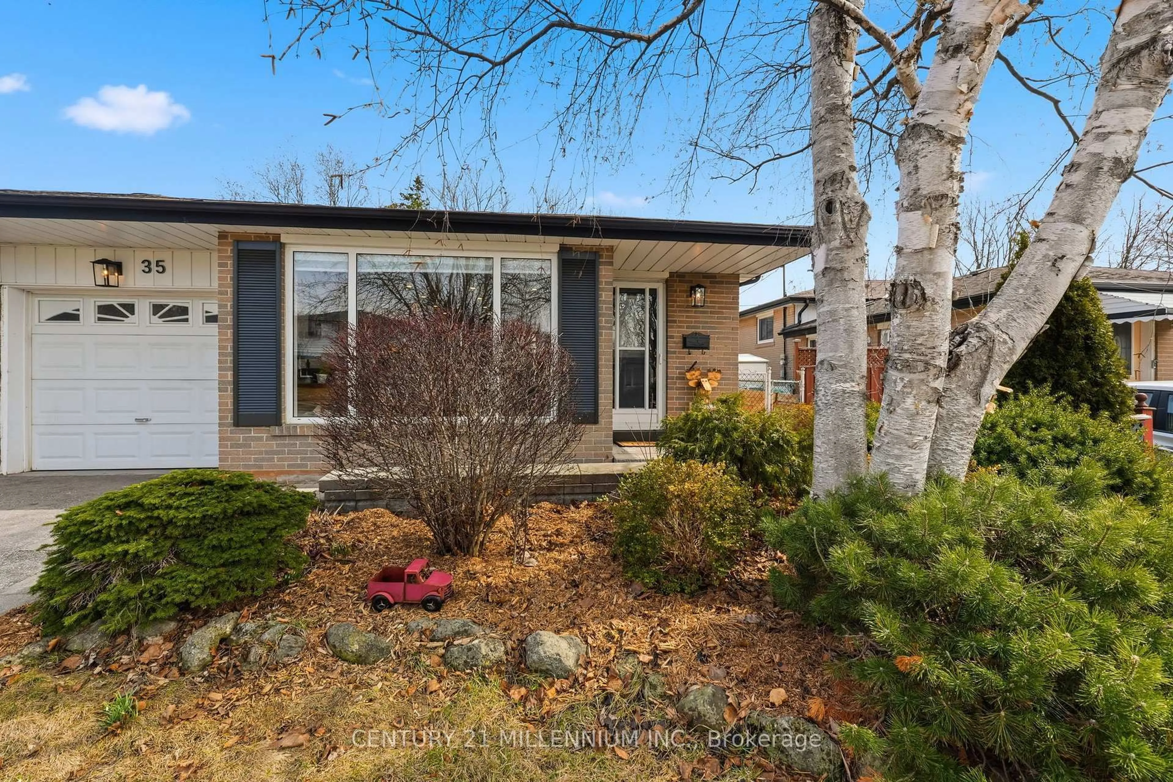 Unknown for 35 Doncaster Dr, Brampton Ontario L6T 1S8