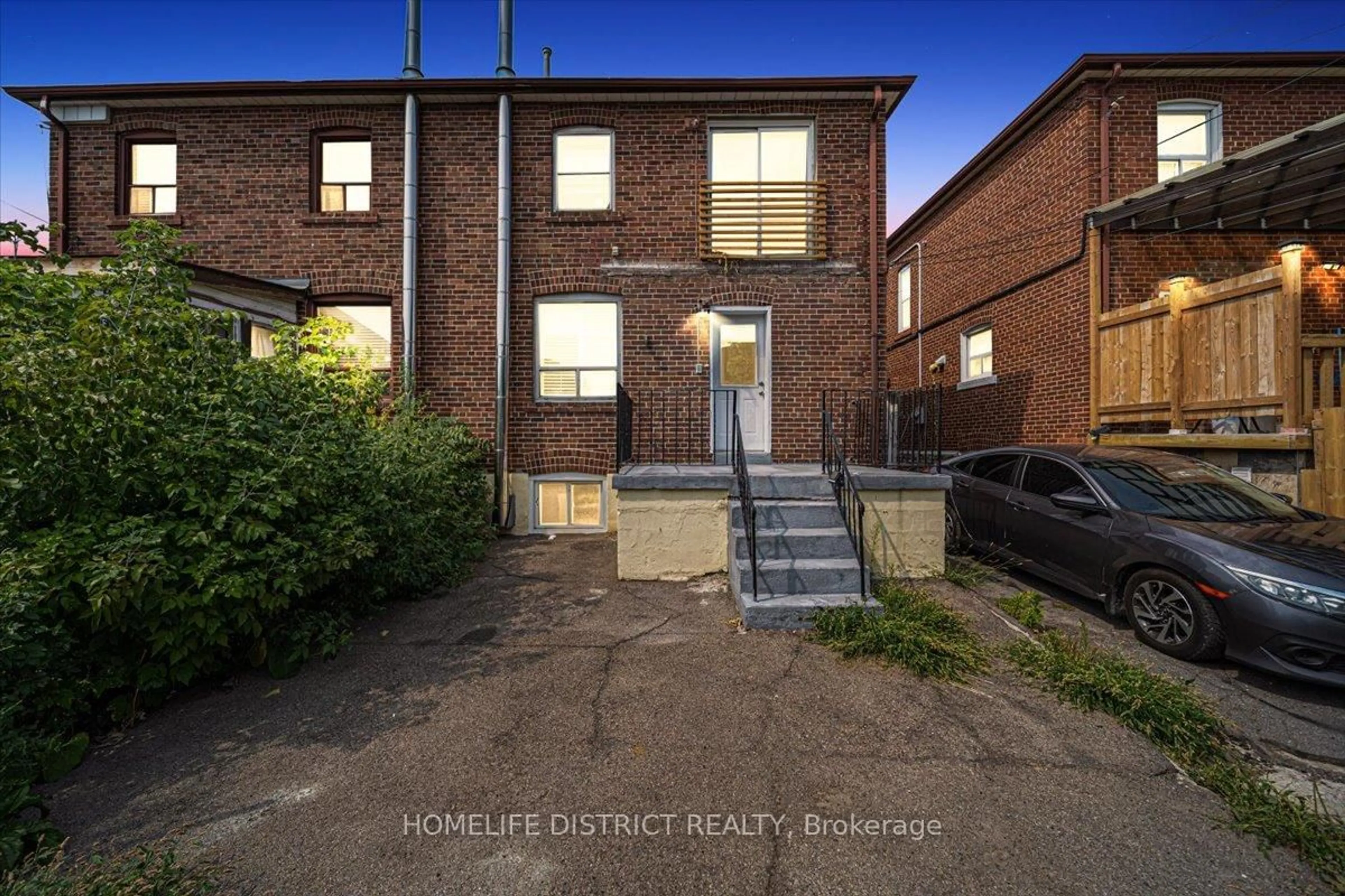 A pic from outside/outdoor area/front of a property/back of a property/a pic from drone, street for 2055 Eglinton Ave, Toronto Ontario M6E 2K4