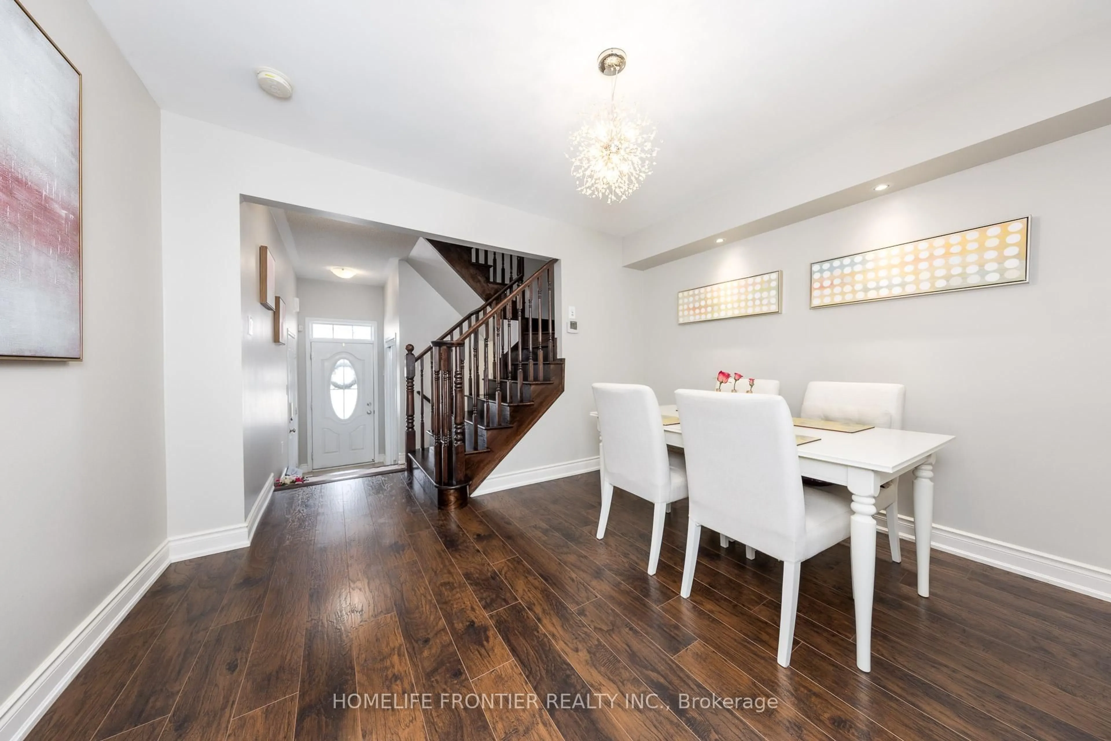 Dining room, wood/laminate floor for 1054 Haxton Hts, Milton Ontario L9T 8B9