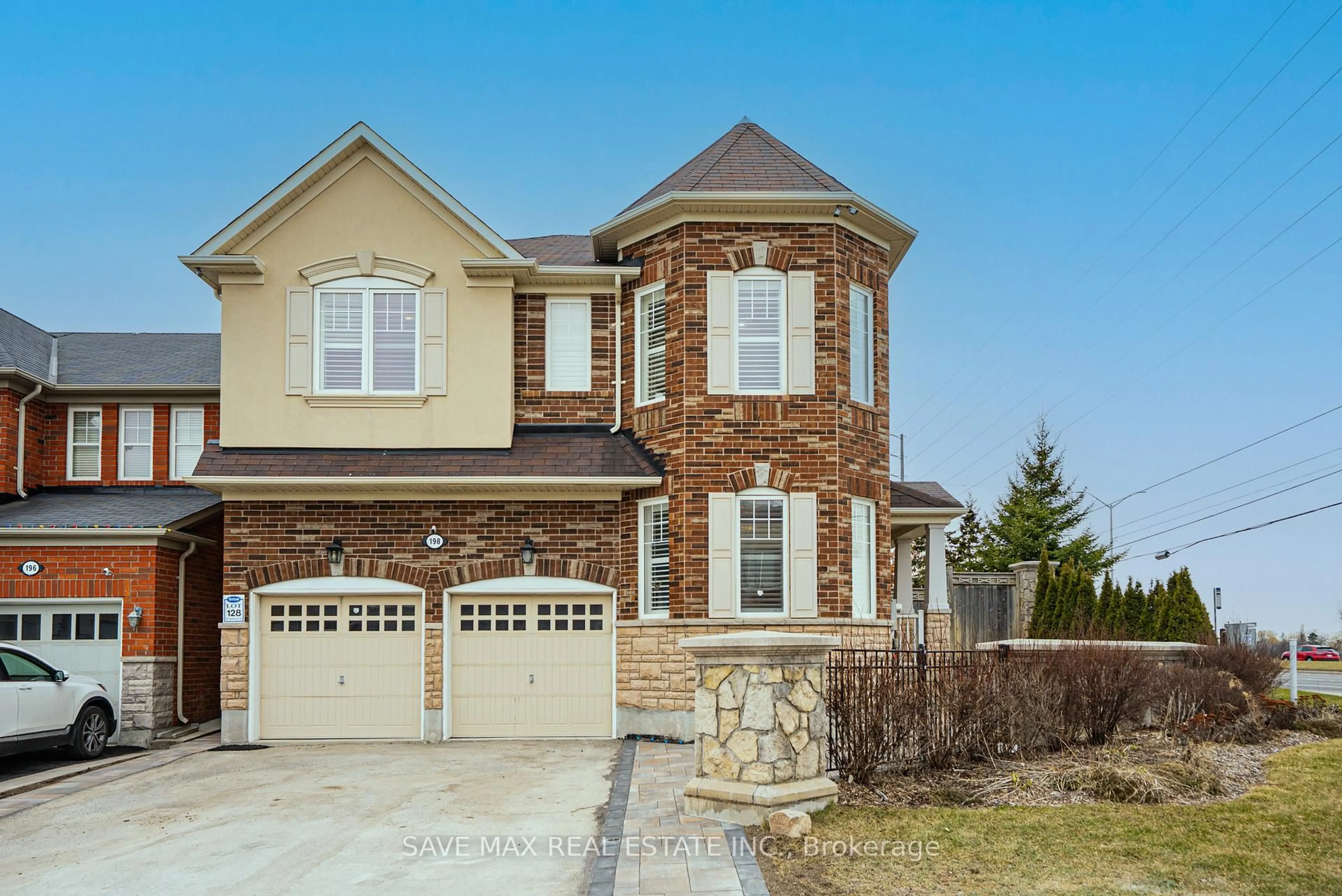 Home with brick exterior material, street for 198 Gardenbrooke Tr, Brampton Ontario L6P 3C8