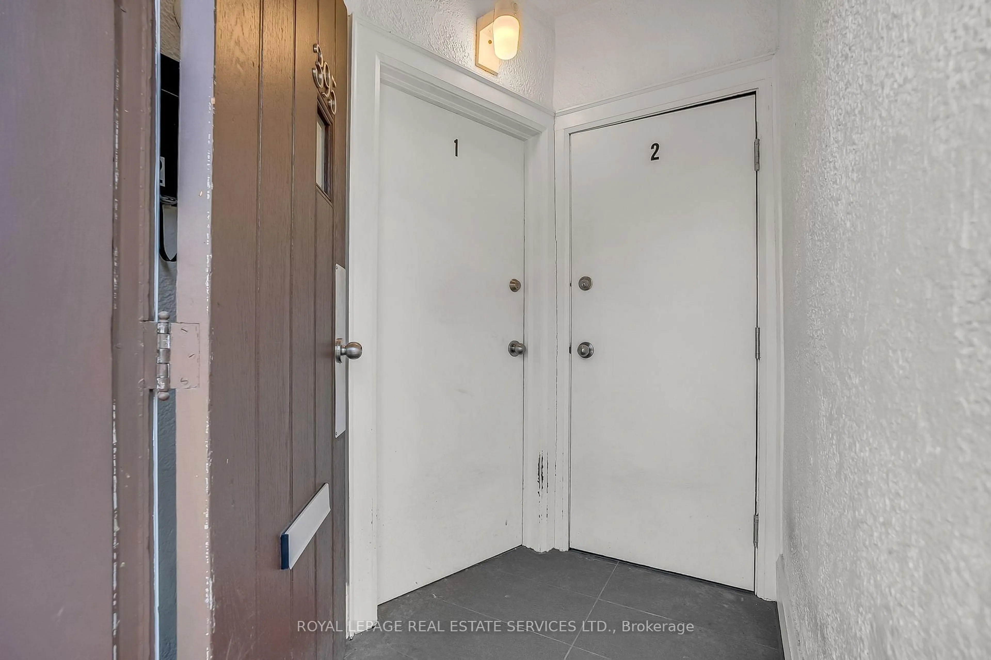 Indoor foyer for 393* Willard Ave, Toronto Ontario M6S 3R4