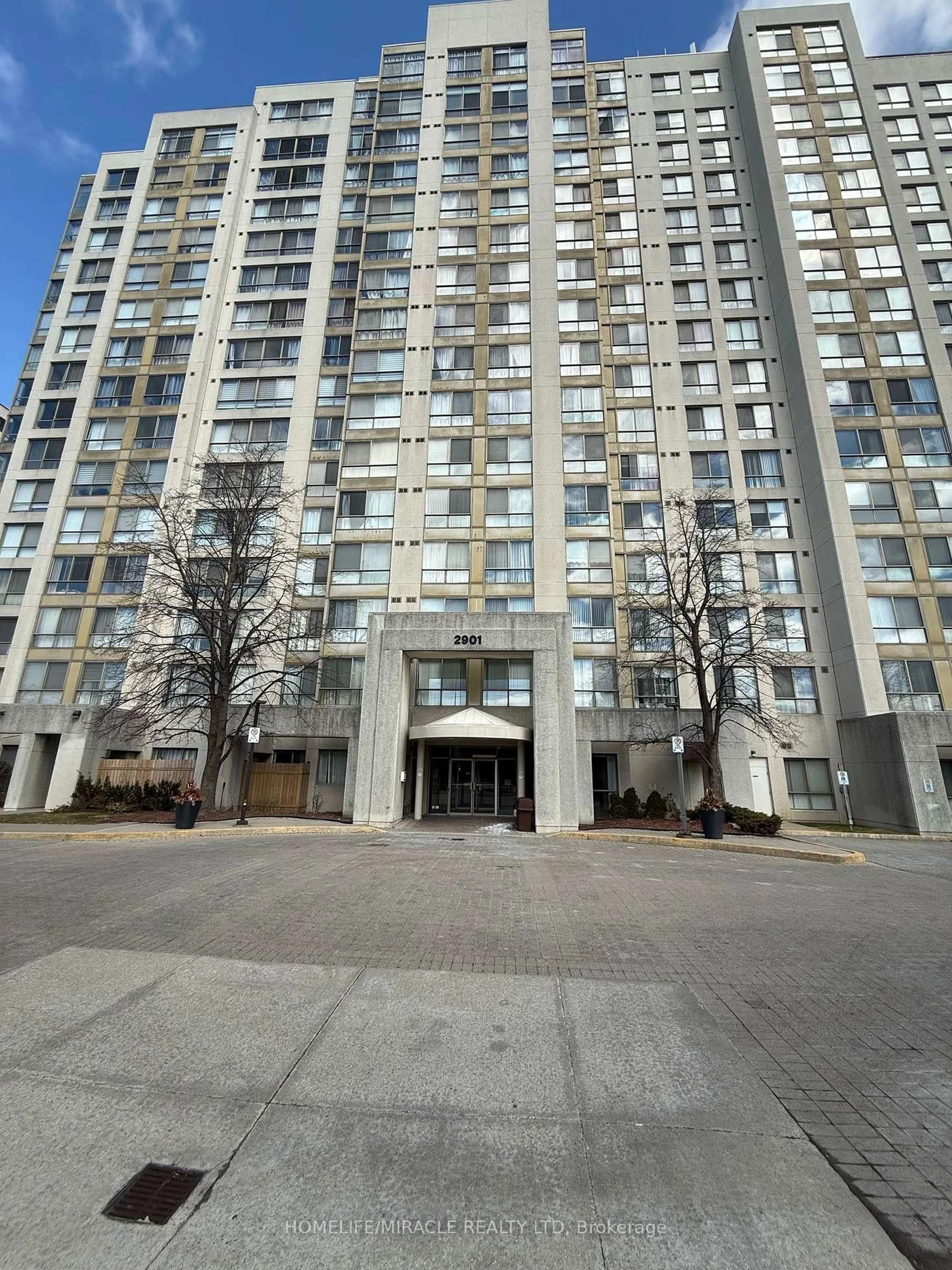 Indoor foyer for 2901 Kipling Ave #507, Toronto Ontario M9V 5E5
