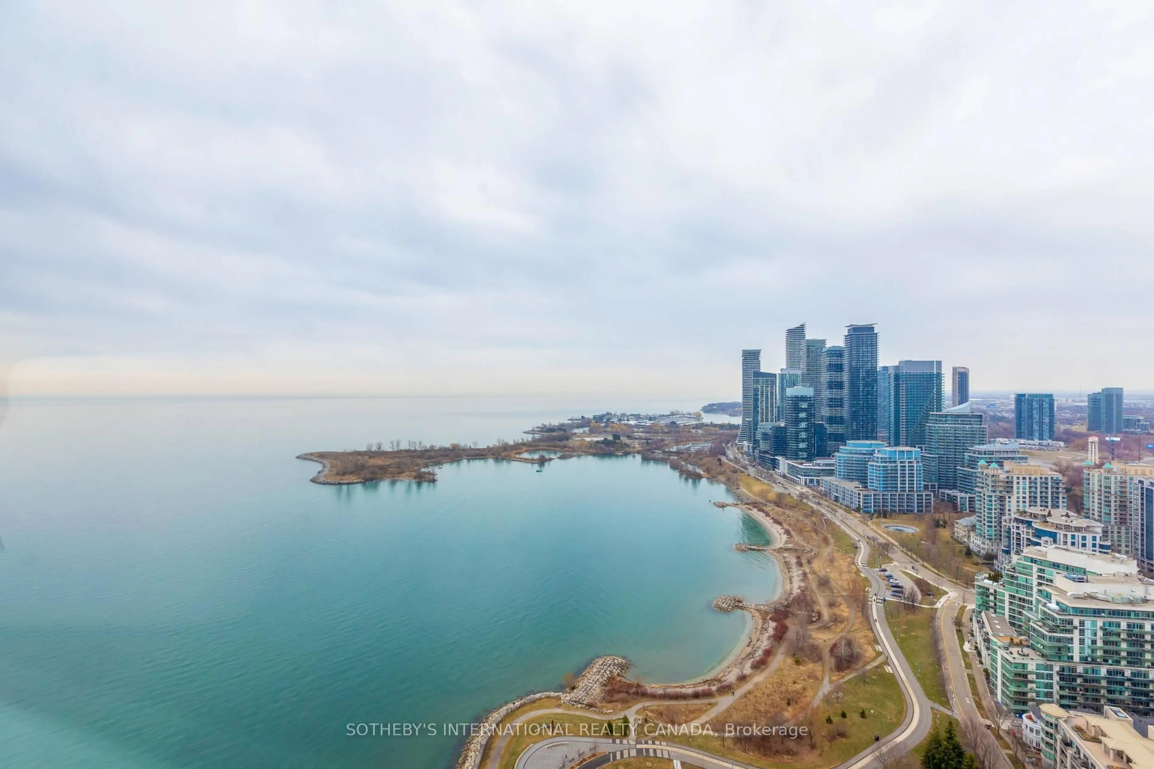 Blurry image for 1 Palace Pier Crt #4104, Toronto Ontario M8V 3W9