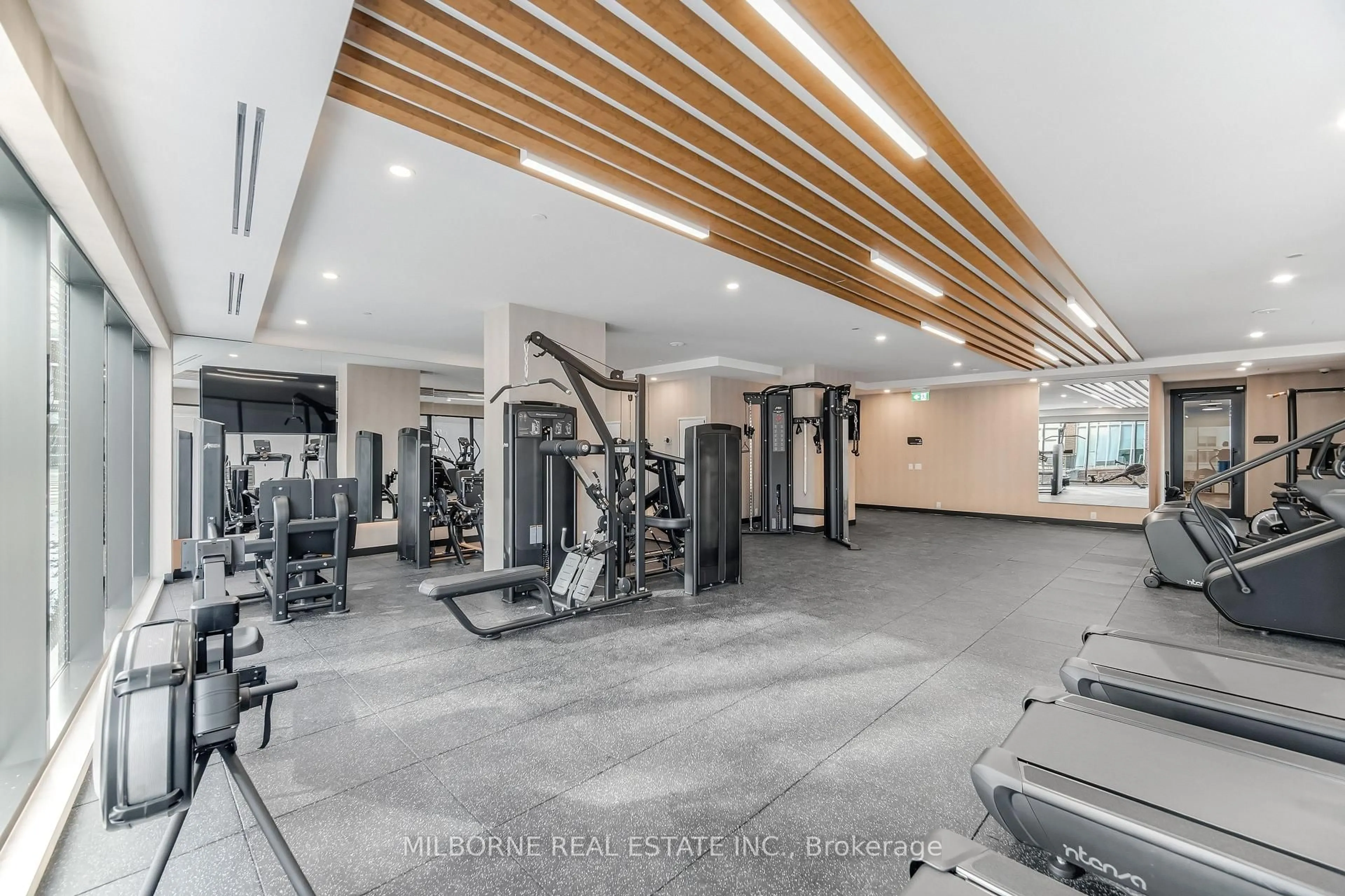 Gym or fitness room for 1660 Bloor St #503, Toronto Ontario M6P 1A8