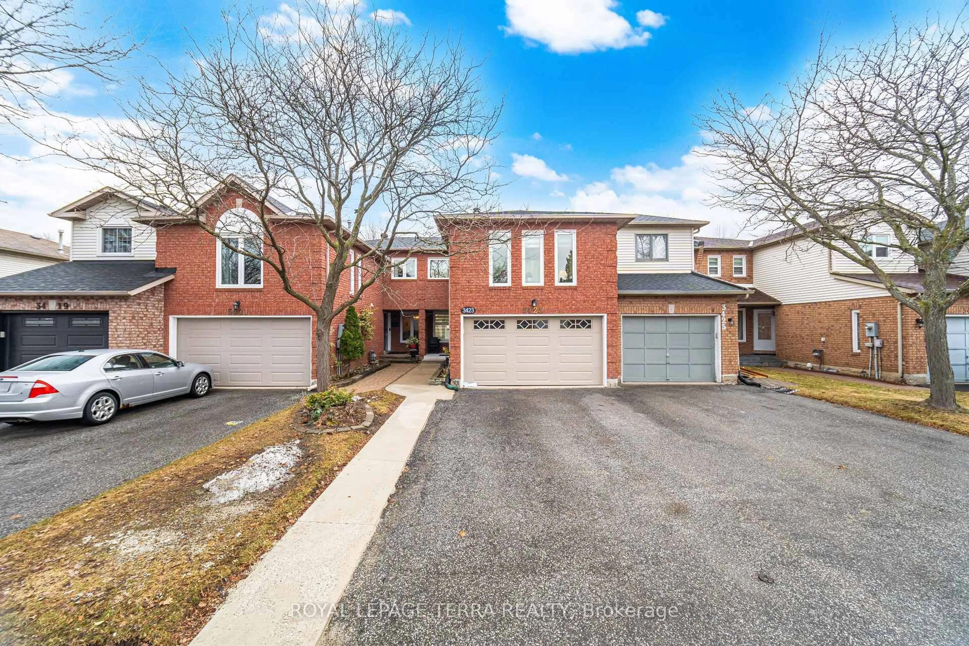 Home with brick exterior material, street for 3423 Nighthawk Tr, Mississauga Ontario L5N 6G4