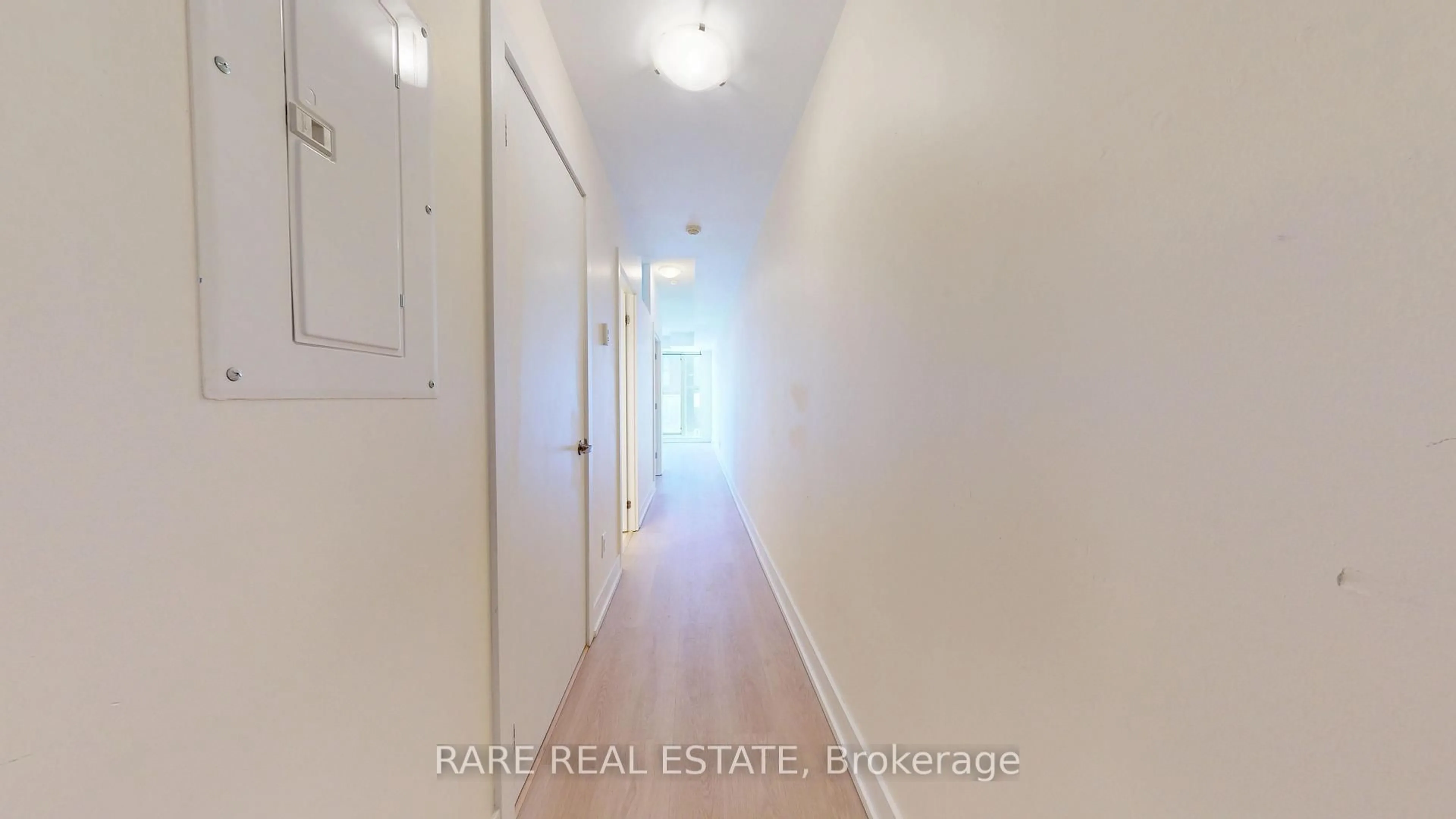 A pic of a room for 1638 Bloor St #607, Toronto Ontario M6P 0A6