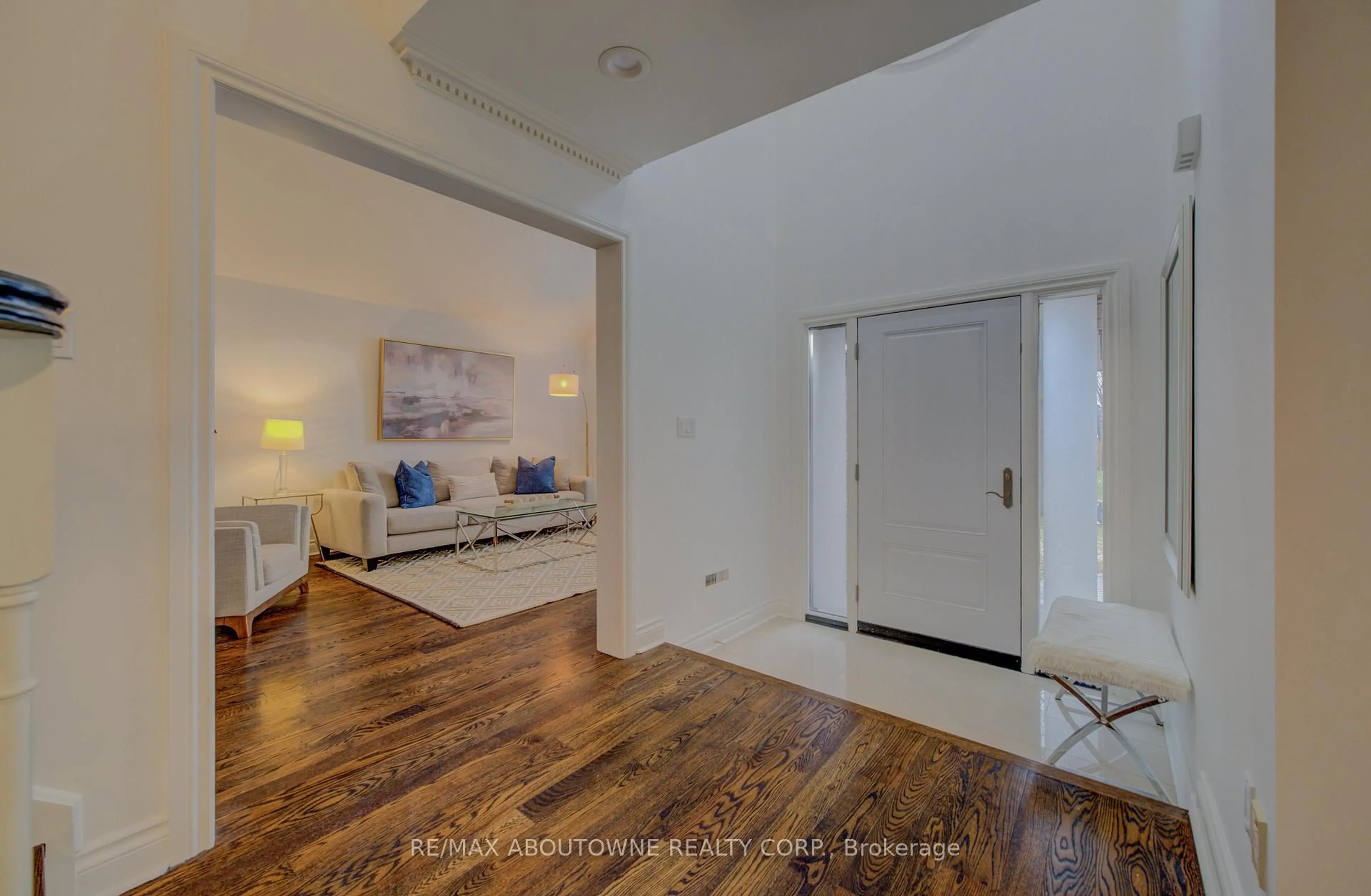 Unknown for 20 Martin Grove Rd, Toronto Ontario M9B 4J9