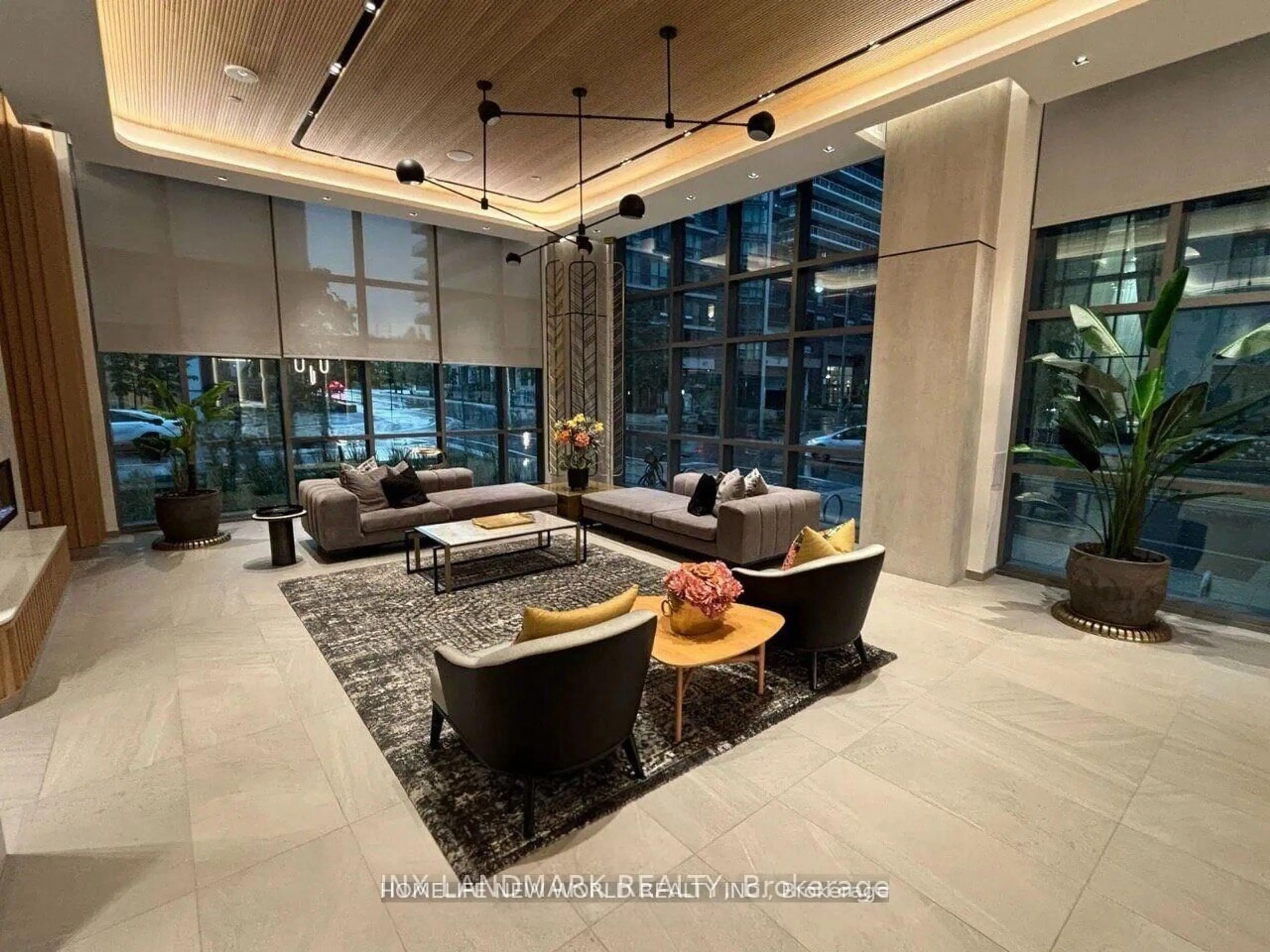 Indoor foyer for 65 Annie Craig Dr #409, Toronto Ontario M8V 0G3