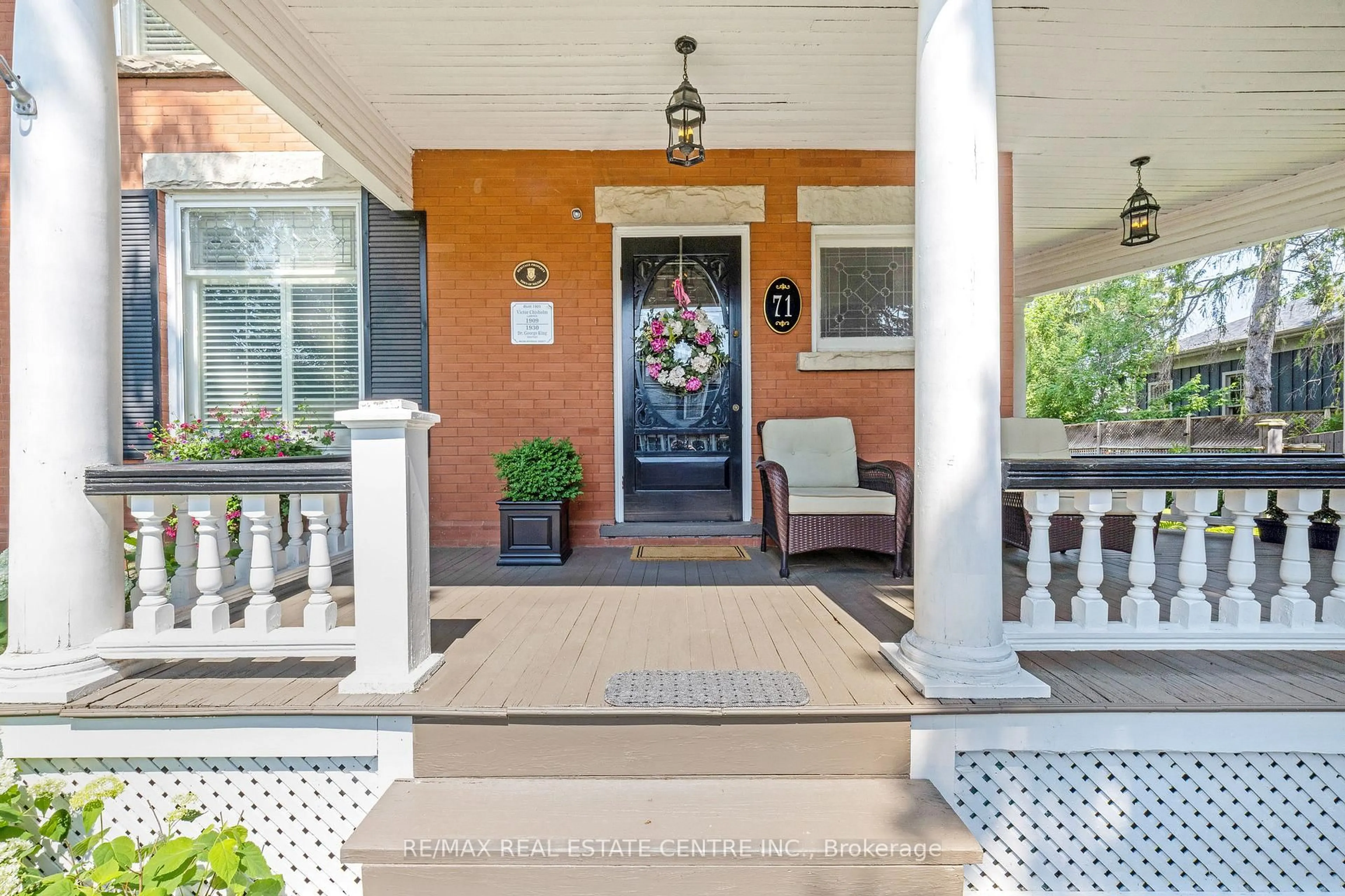 Unknown for 71 Mill St, Milton Ontario L9T 1R8