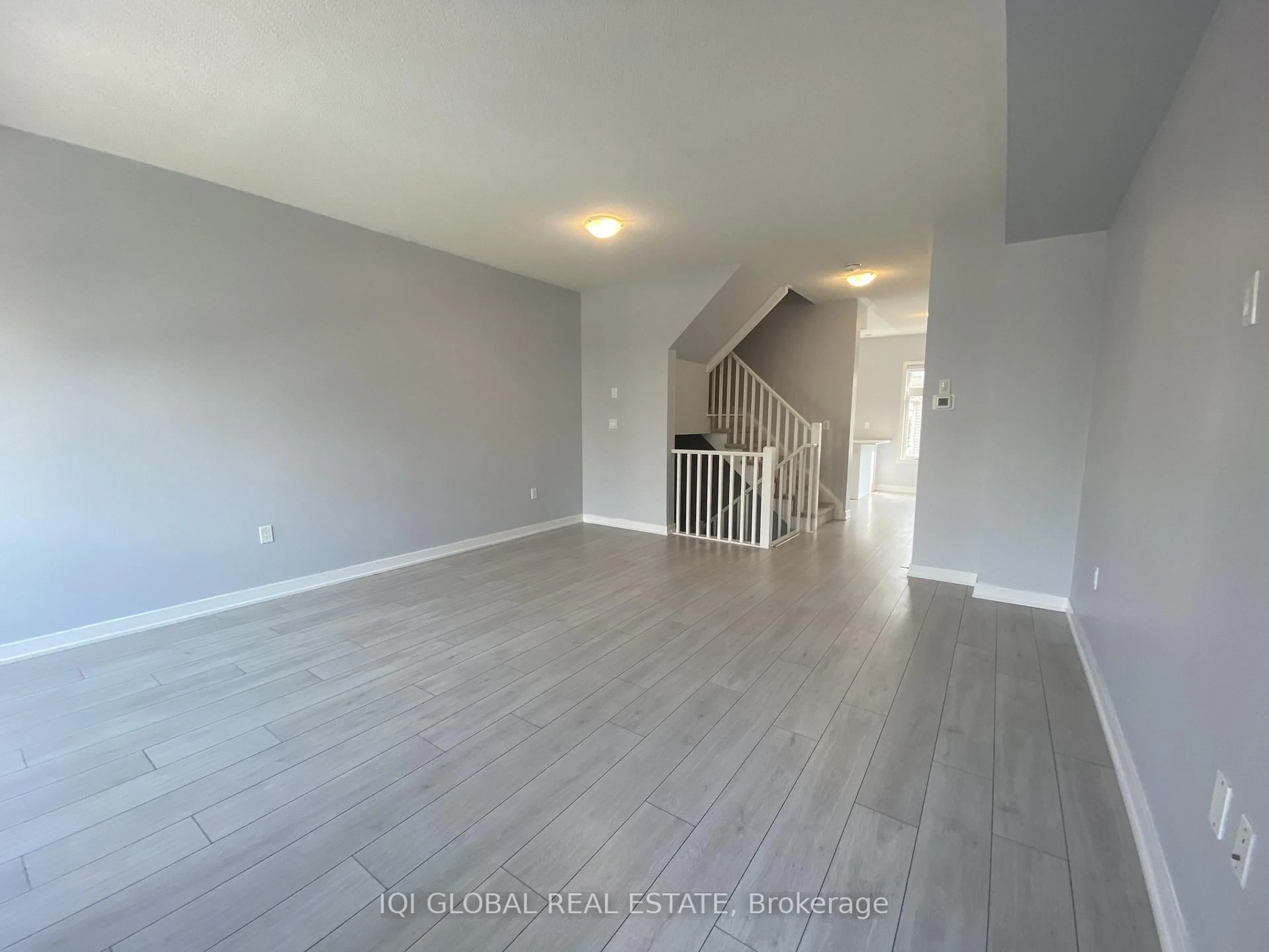 A pic of a room for 3089 Cherry Blossom Common, Burlington Ontario L7M 0H4