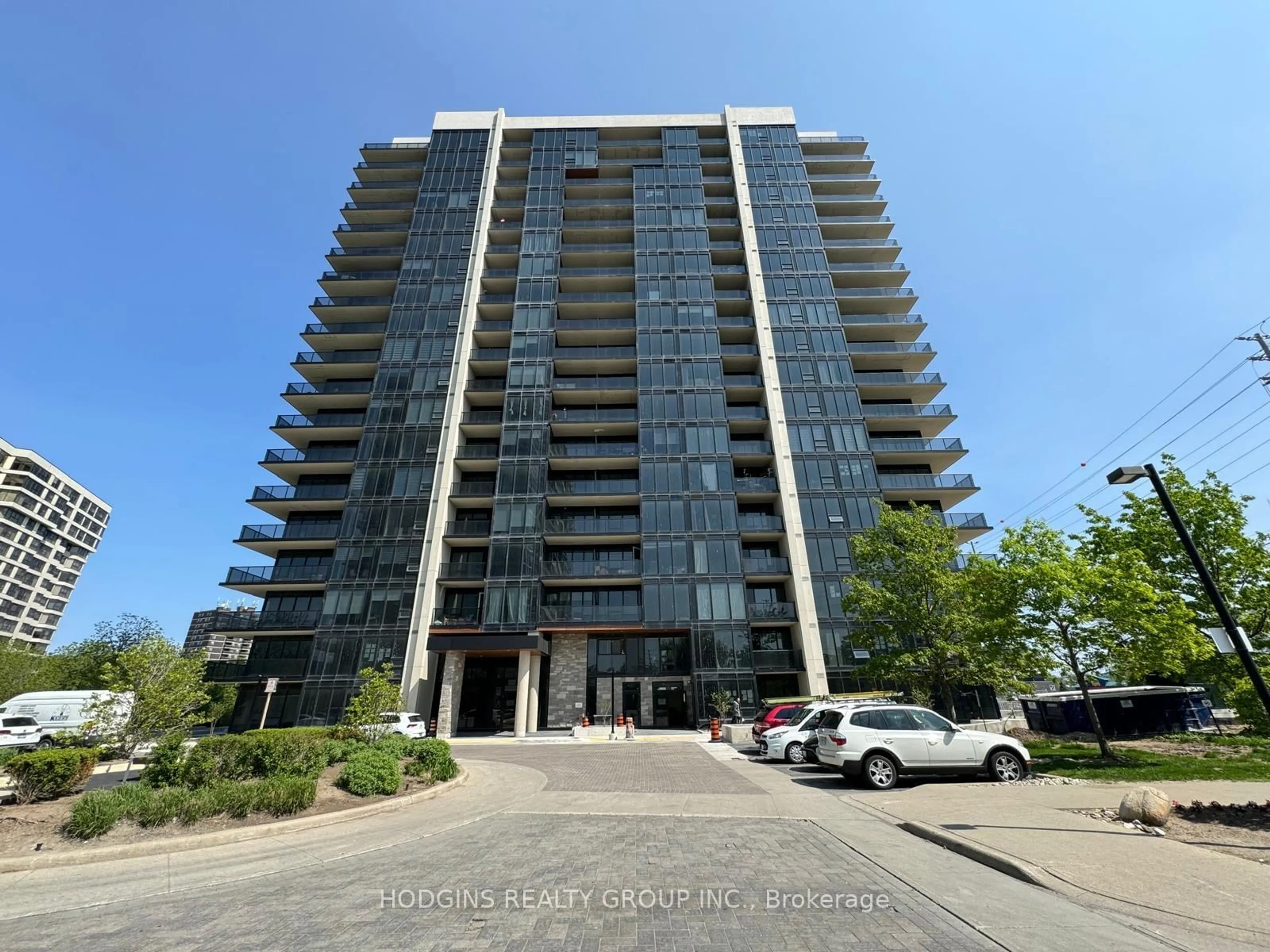 A pic from outside/outdoor area/front of a property/back of a property/a pic from drone, building for 1035 Southdown Rd #1701, Mississauga Ontario L5J 0A2