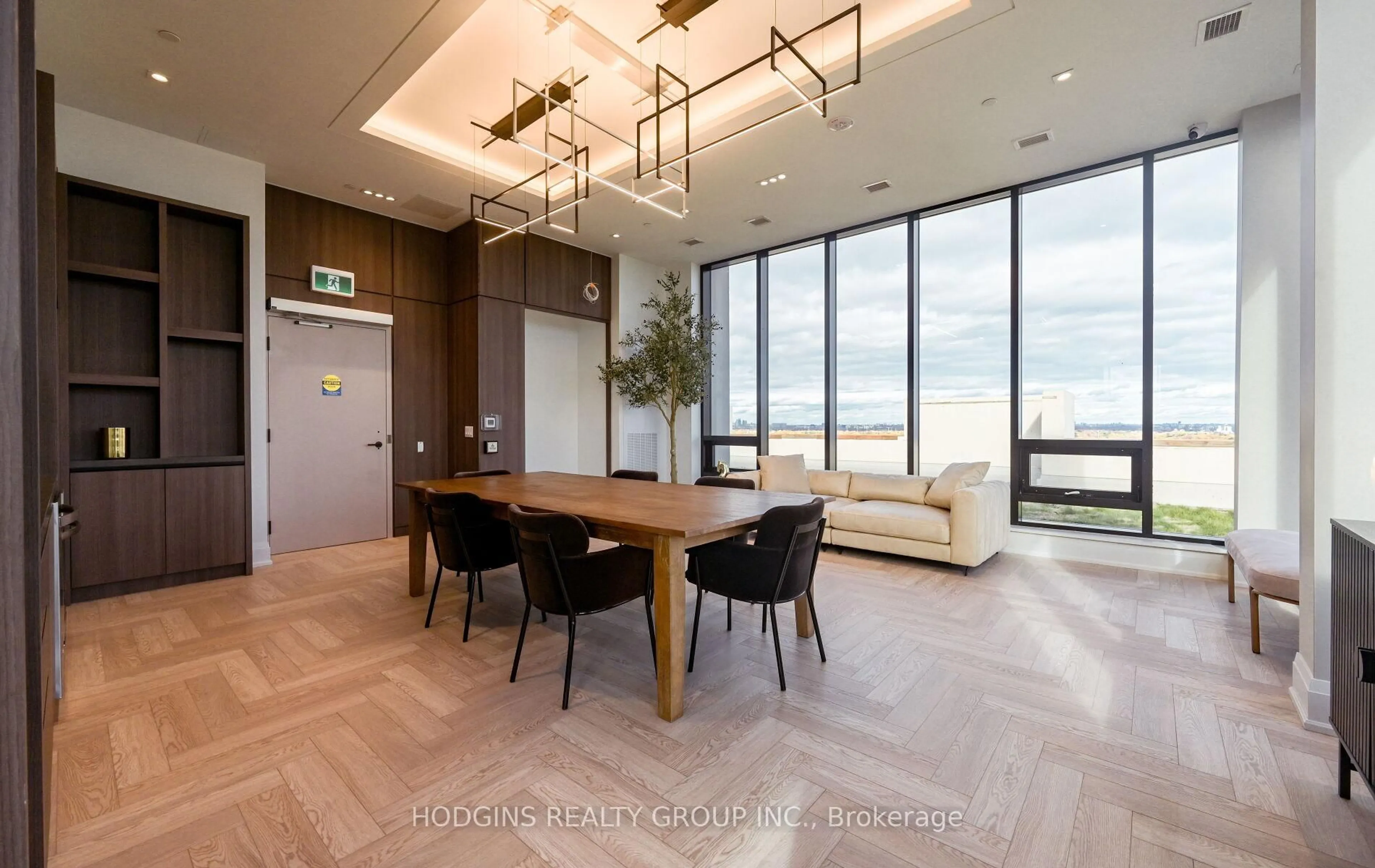 Dining room, unknown for 1035 Southdown Rd #106, Mississauga Ontario L5J 0A2