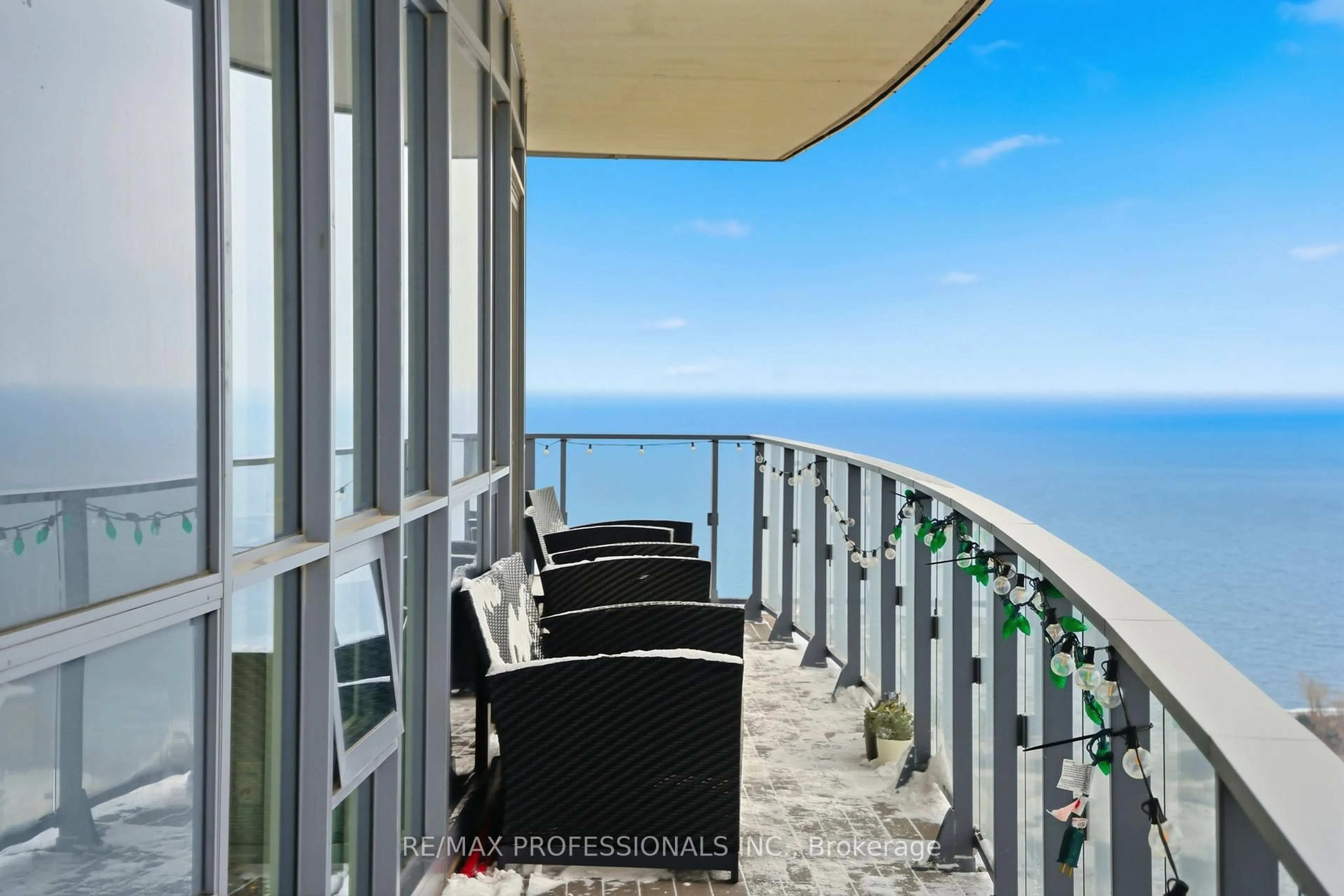 Balcony in the apartment, water/lake/river/ocean view for 2212 Lake Shore Blvd #4003, Toronto Ontario M8V 0C2