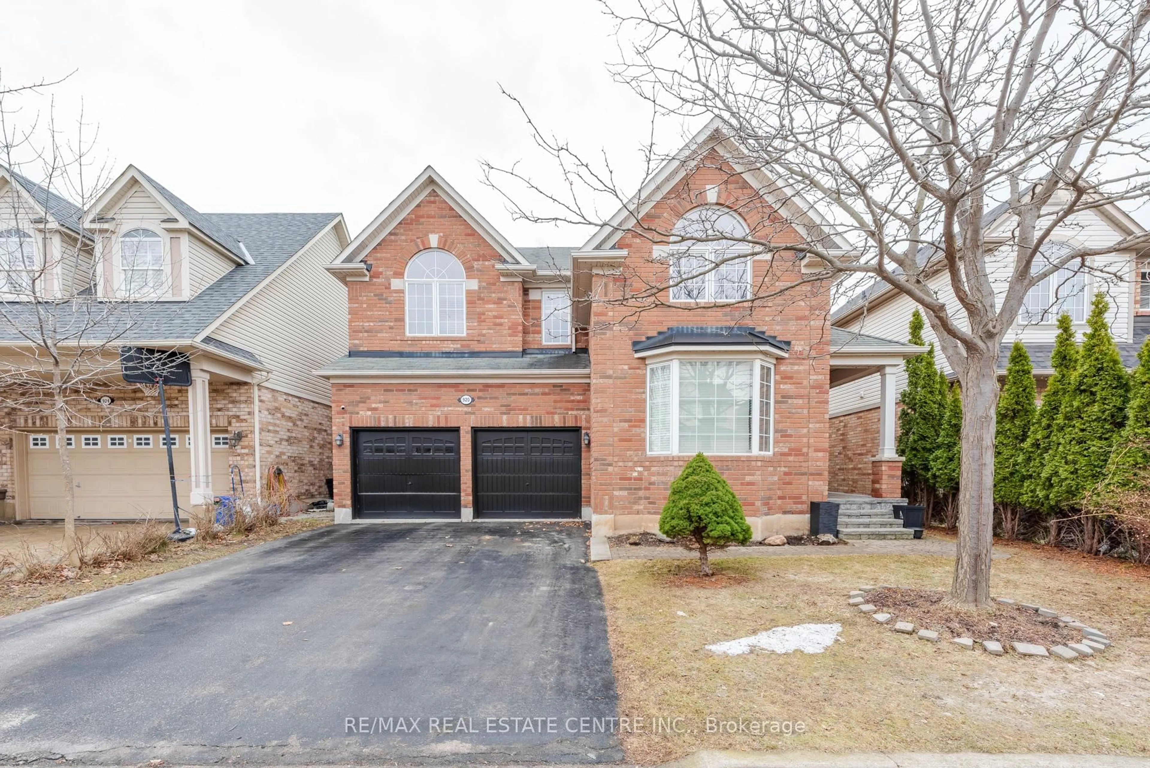 Home with brick exterior material, street for 920 Bessy Tr, Milton Ontario L9T 0H2