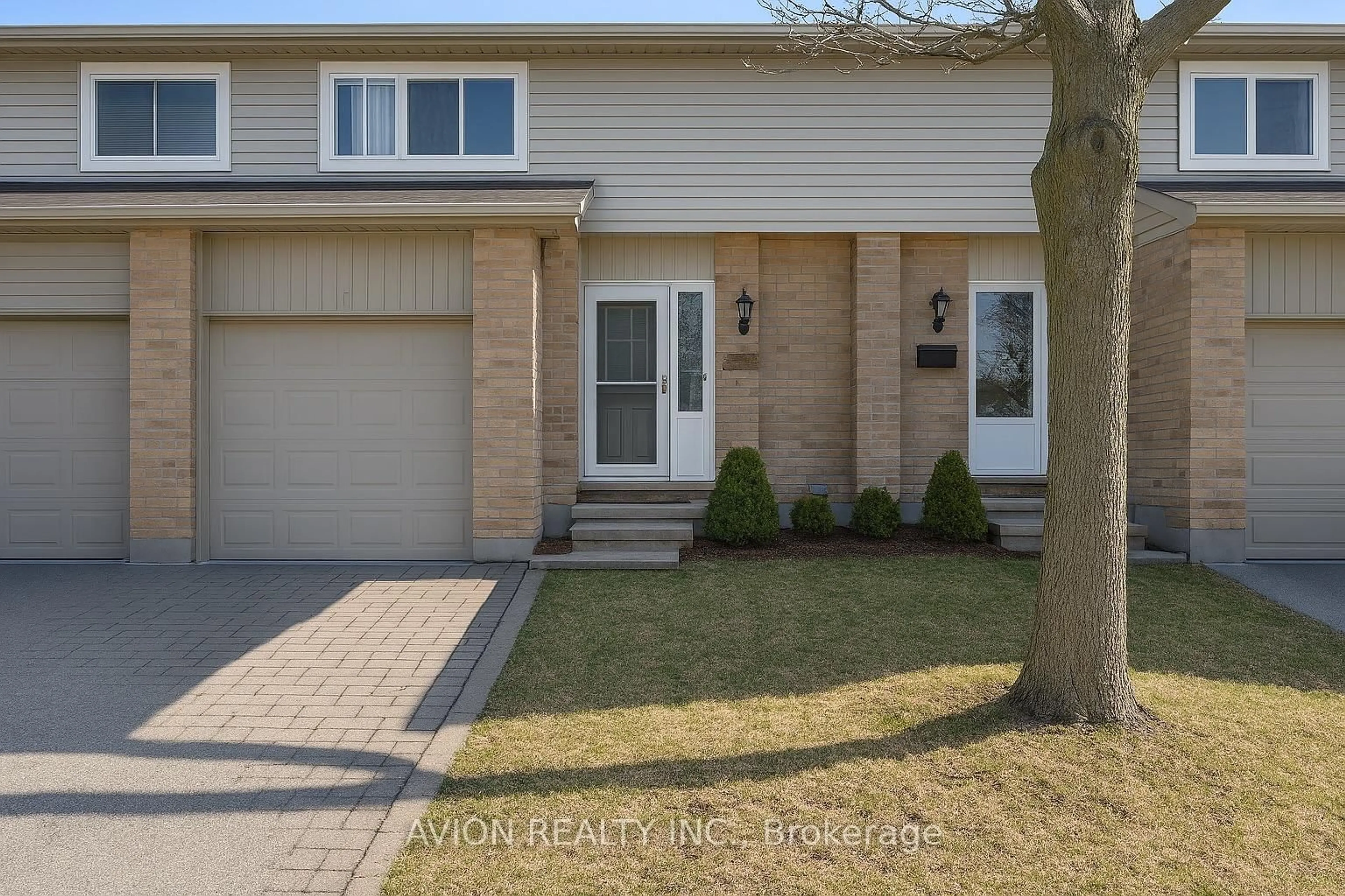Home with brick exterior material, street for 5536 Montevideo Rd #2, Mississauga Ontario L5N 2P4