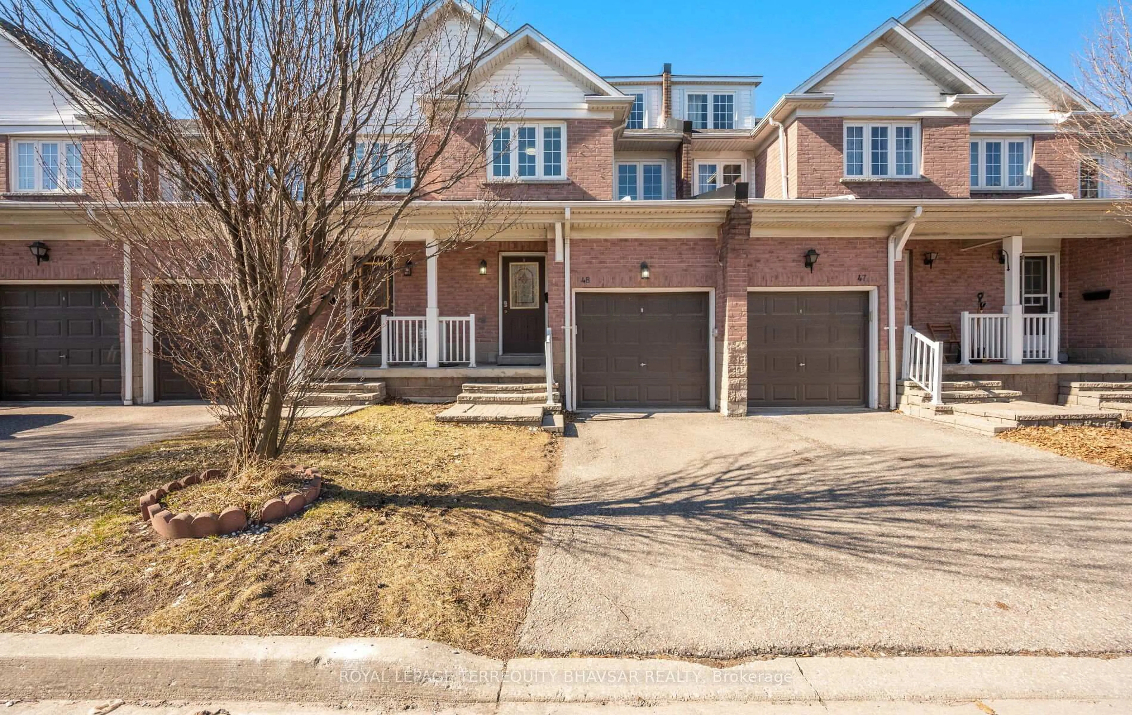Home with brick exterior material, street for 6830 Meadowvale Town Centre Circ #48, Mississauga Ontario L5N 7T5