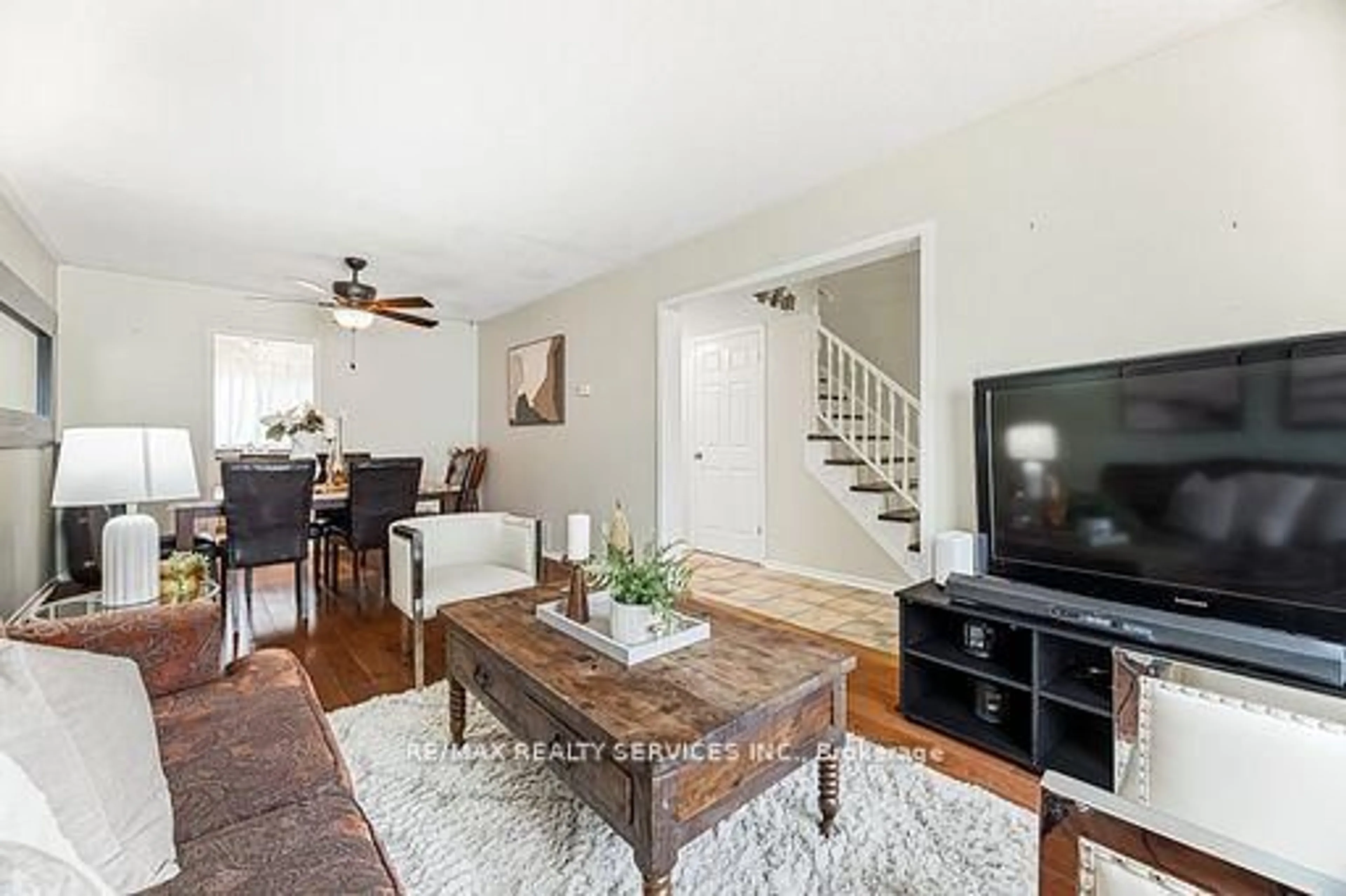 Living room with furniture, unknown for 900 Central Park Dr #92, Brampton Ontario L6S 3J6