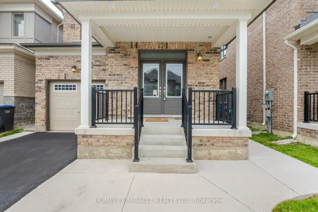 68 Circus Cres, Brampton 2