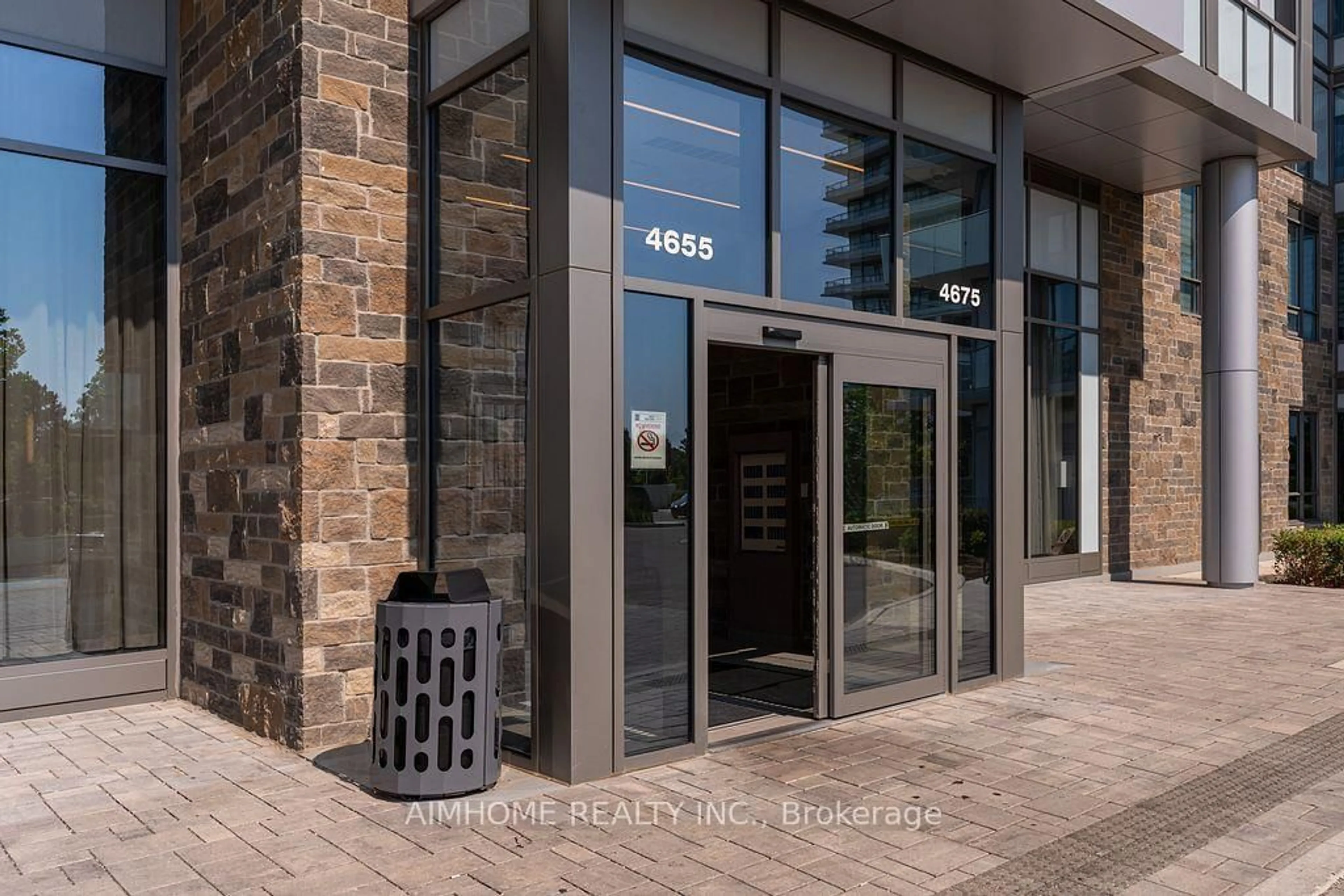 Unknown for 4655 Metcalfe Ave #2201, Mississauga Ontario L5M 0Z7